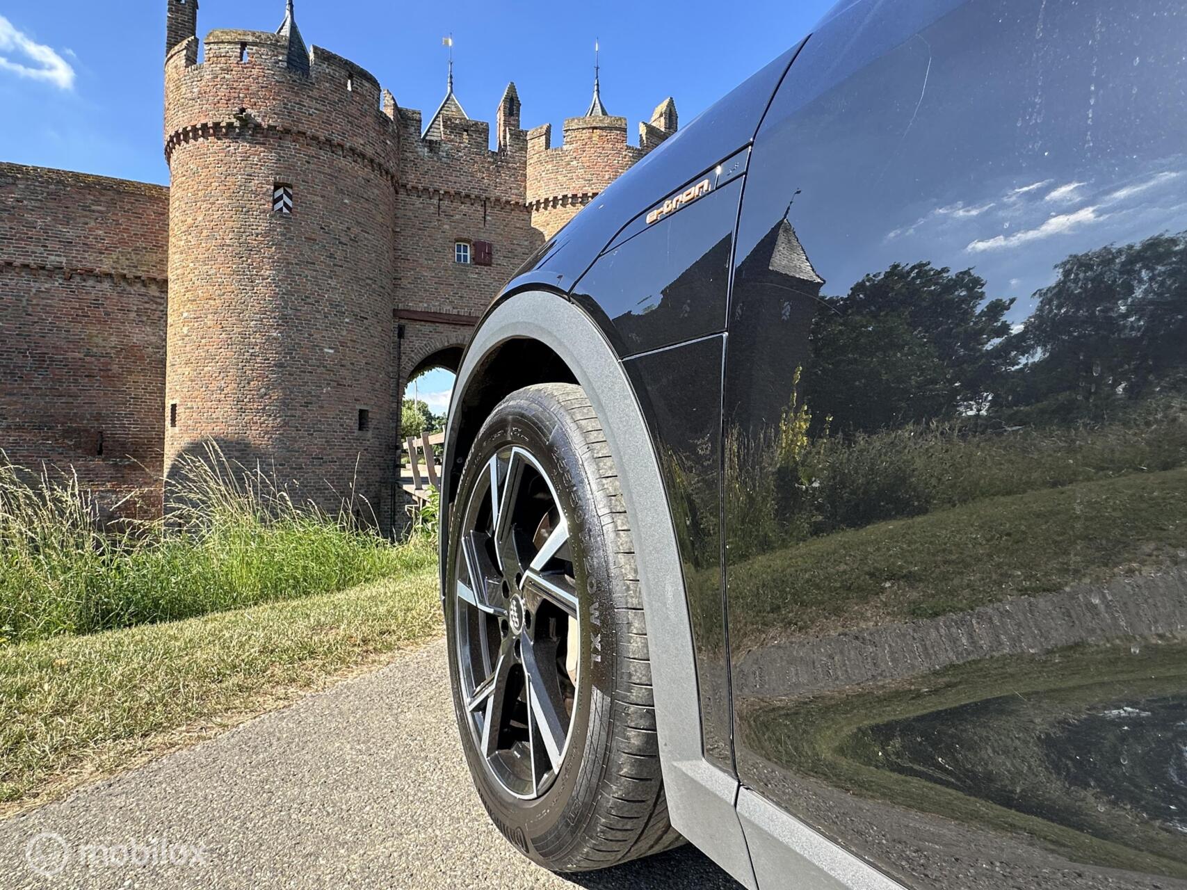 Foto van Audi E-tron 55