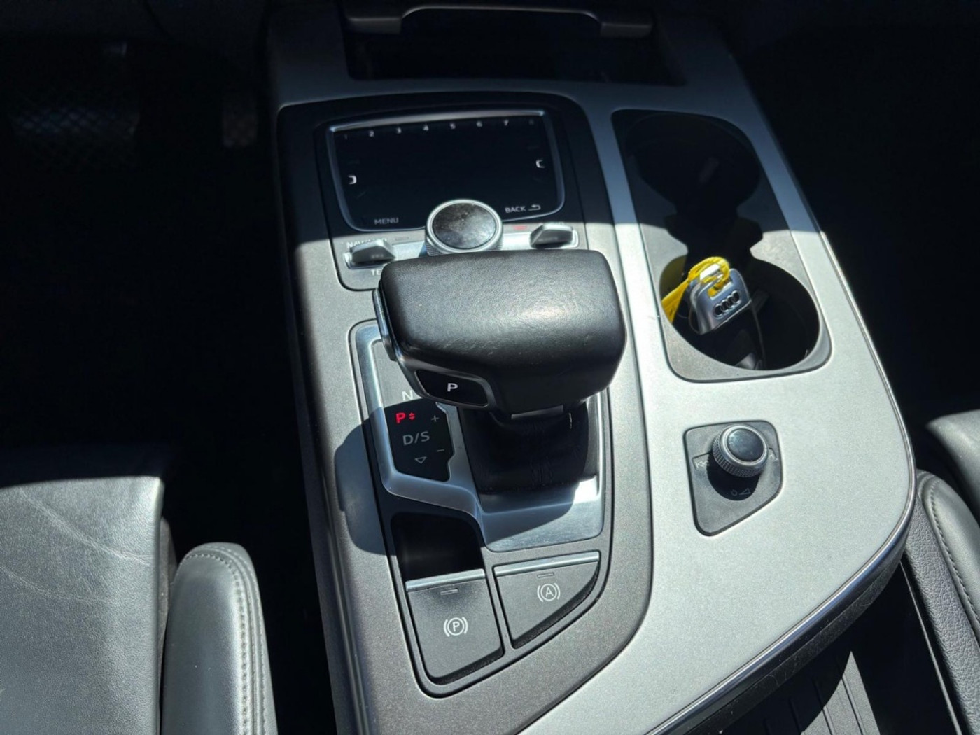 Foto van Audi Q7 E-tron