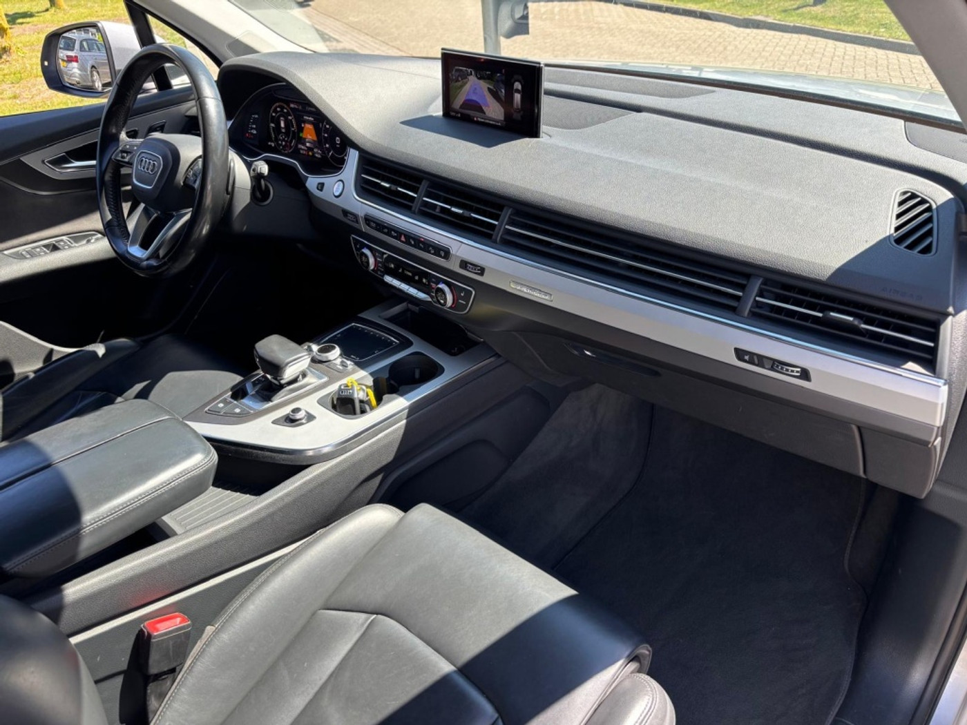 Foto van Audi Q7 E-tron