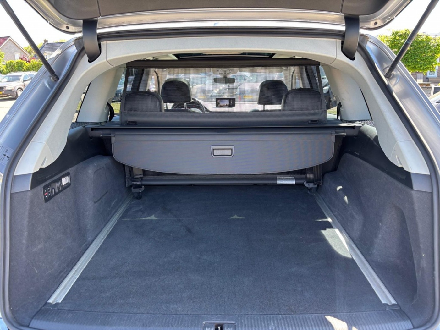 Foto van Audi Q7 E-tron