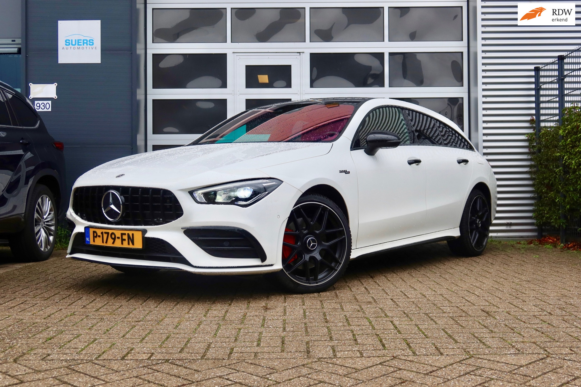 Mercedes-Benz Cla-klasse Shooting Brake 250 e Premium Plus 2021 - voorkant