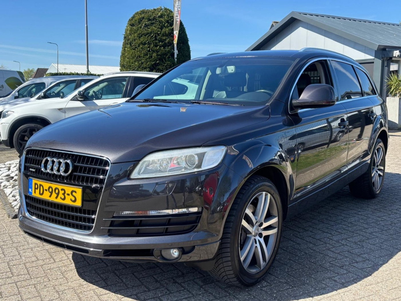 Audi Audi Q7 4.2 V8 Quattro Youngtimer 7-Persoons Trekhaak 2005 - voorkant
