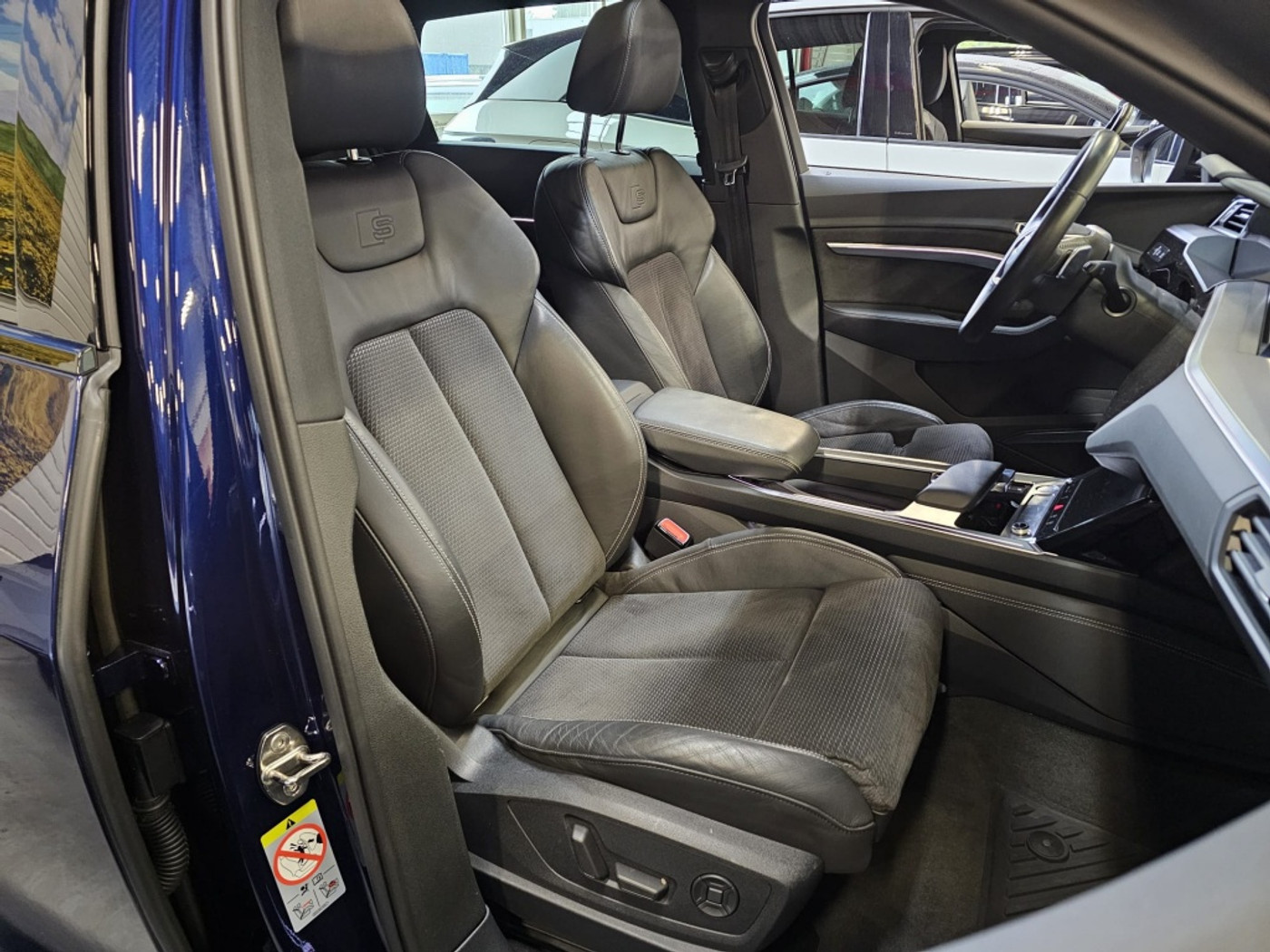 Foto van Audi E-tron 50