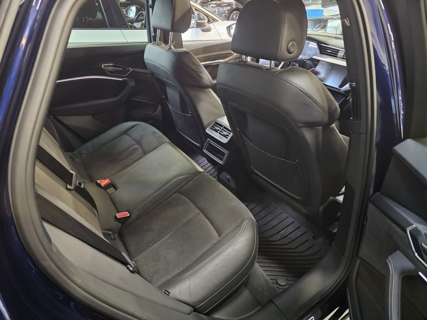 Foto van Audi E-tron 50