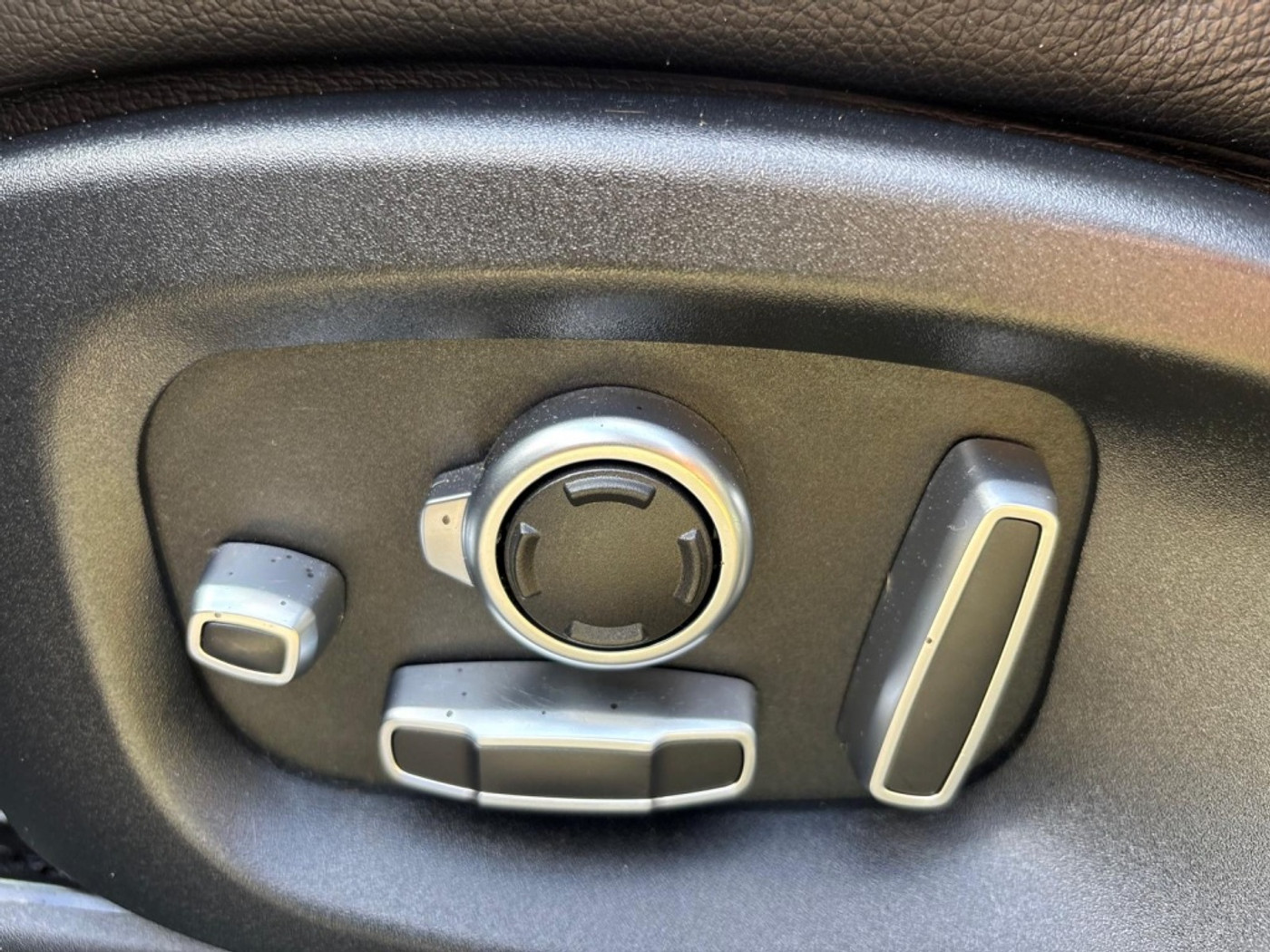 Foto van Jaguar Jaguar F-pace