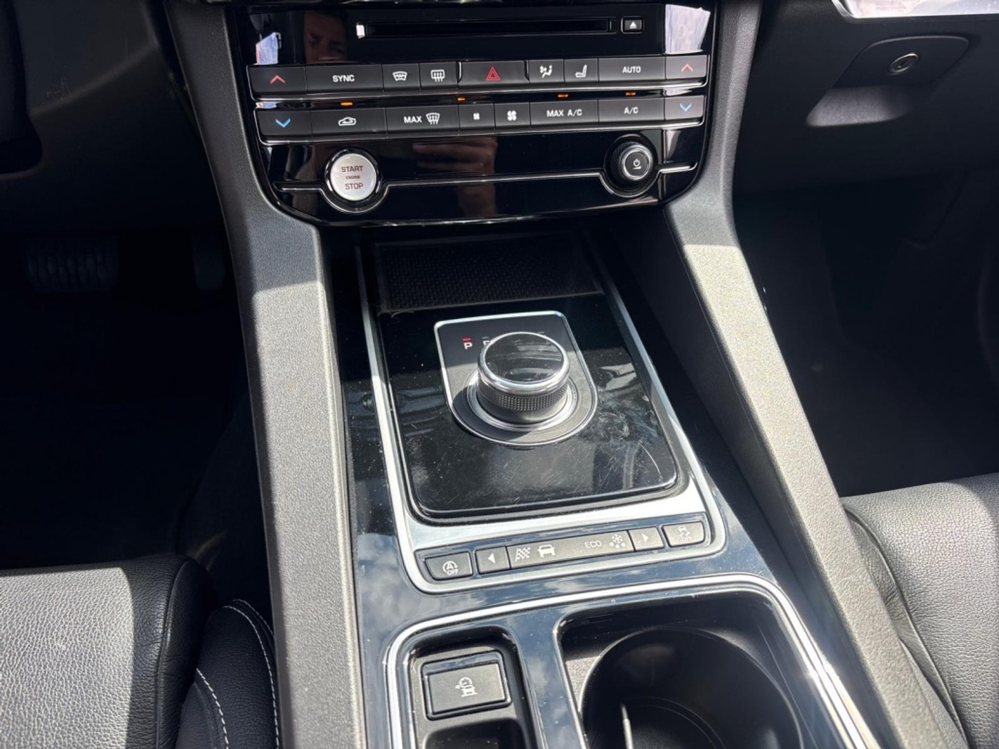 Foto van Jaguar Jaguar F-pace