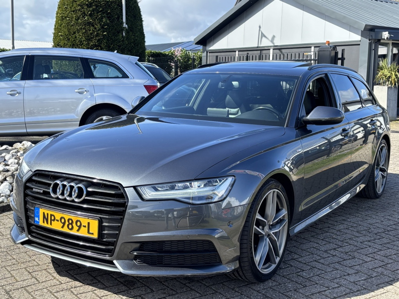 Audi A6 Avant 3.0 TDI Biturbo 320PK Avant 2016 Panorama 155.000 KM 2016 - voorkant