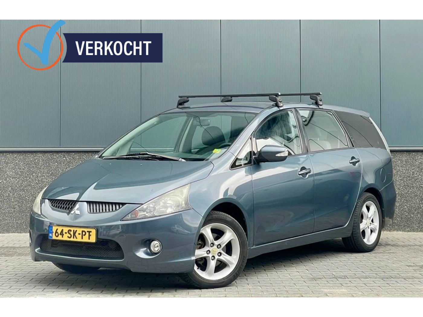 Mitsubishi Mitsubishi Grandis 2.4-16V Intense 2006 - voorkant