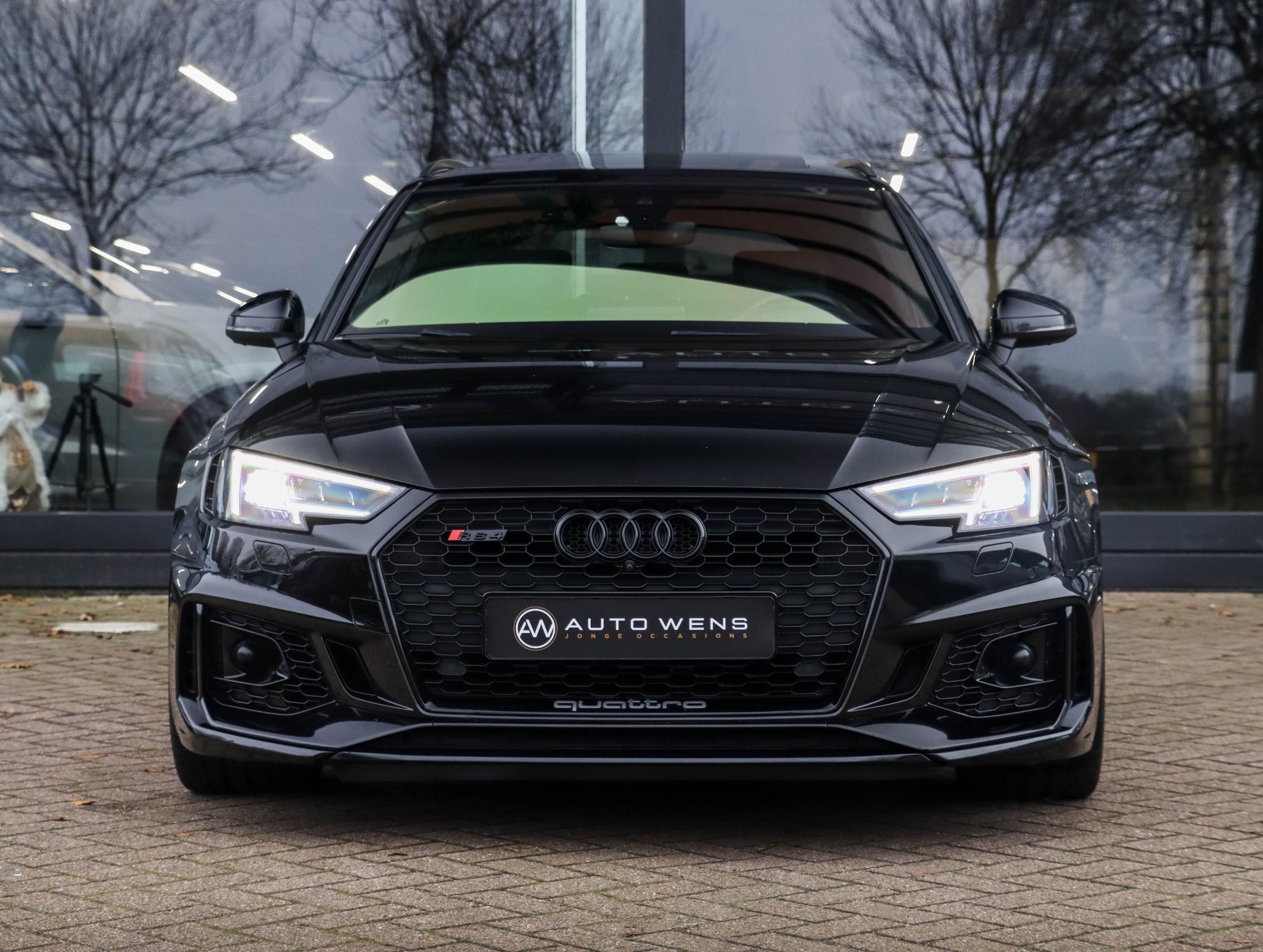 Foto van Audi RS 4 Avant