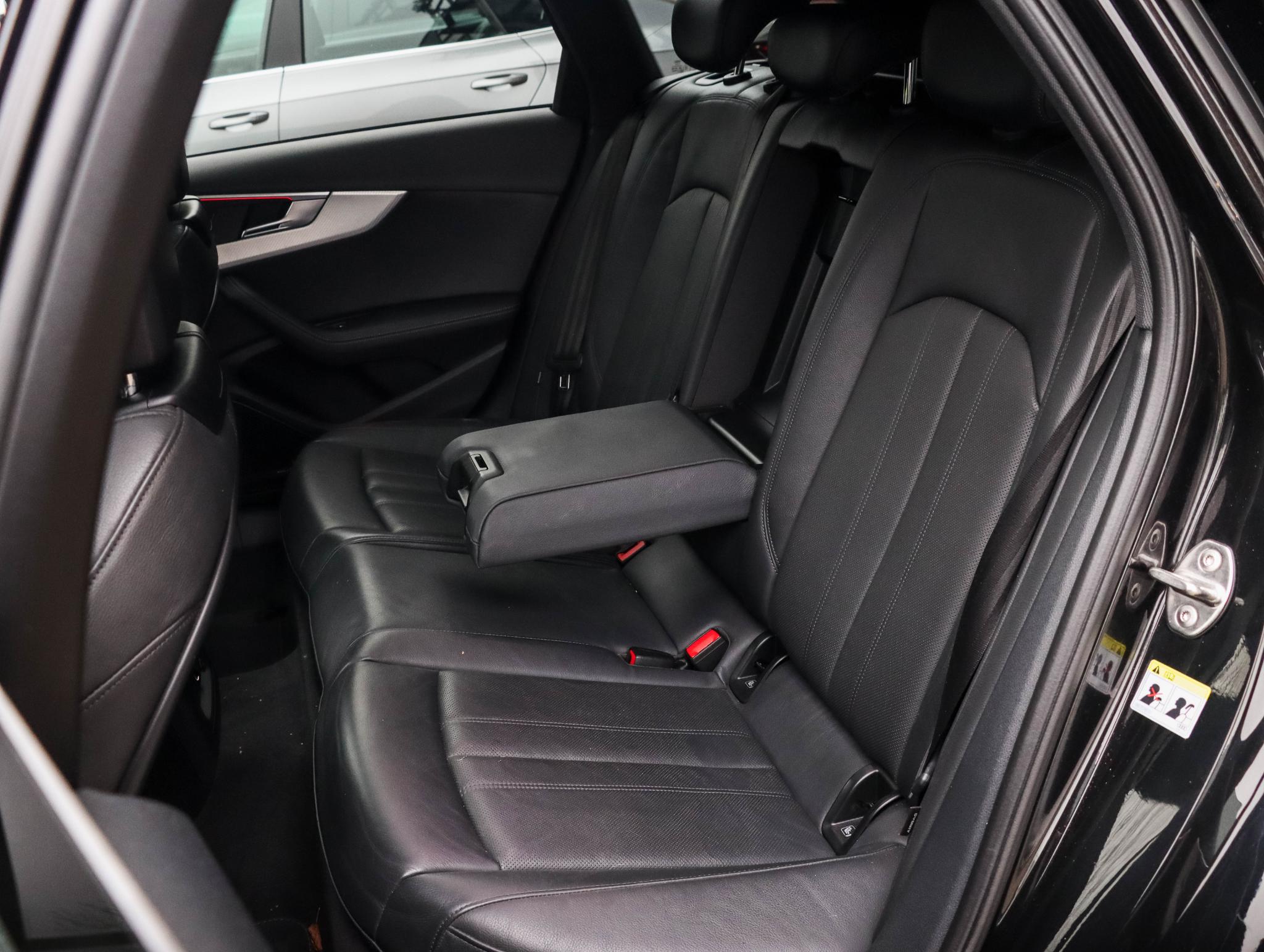 Foto van Audi RS 4 Avant
