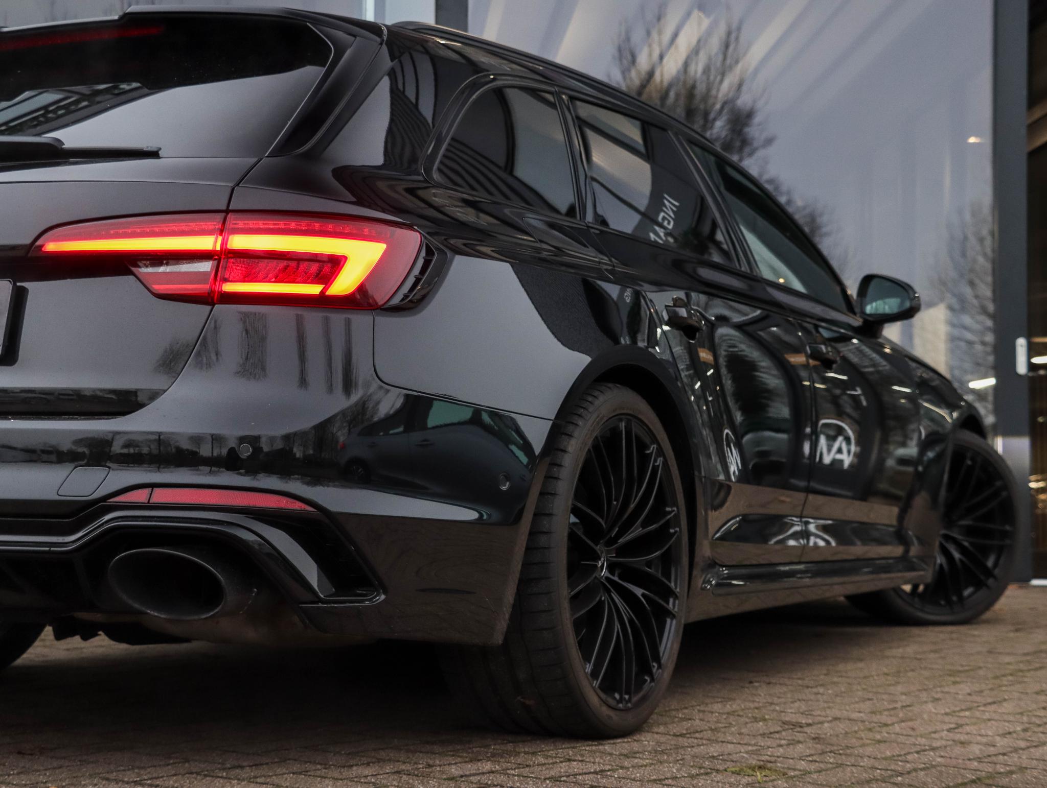 Foto van Audi RS 4 Avant