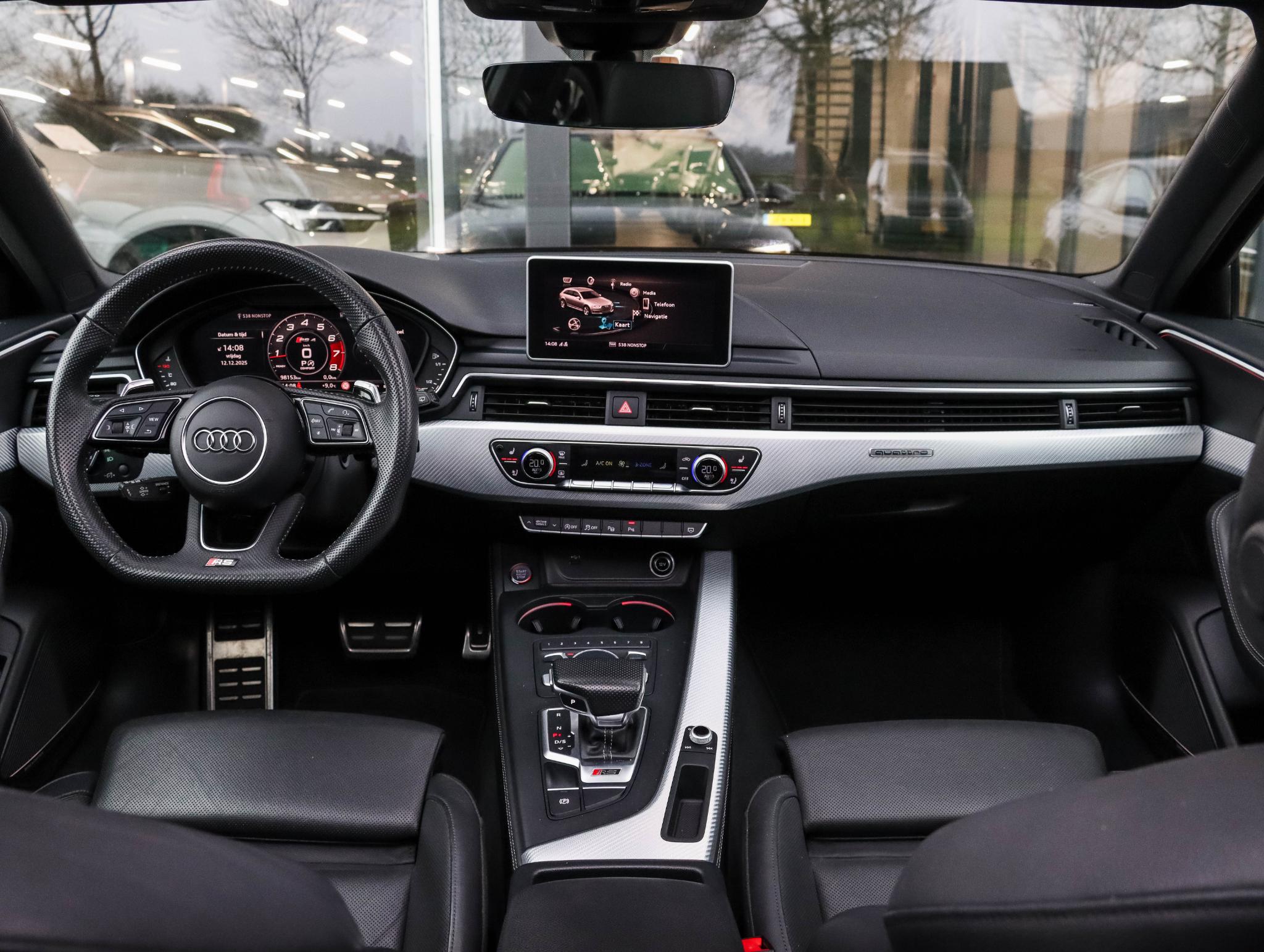 Foto van Audi RS 4 Avant