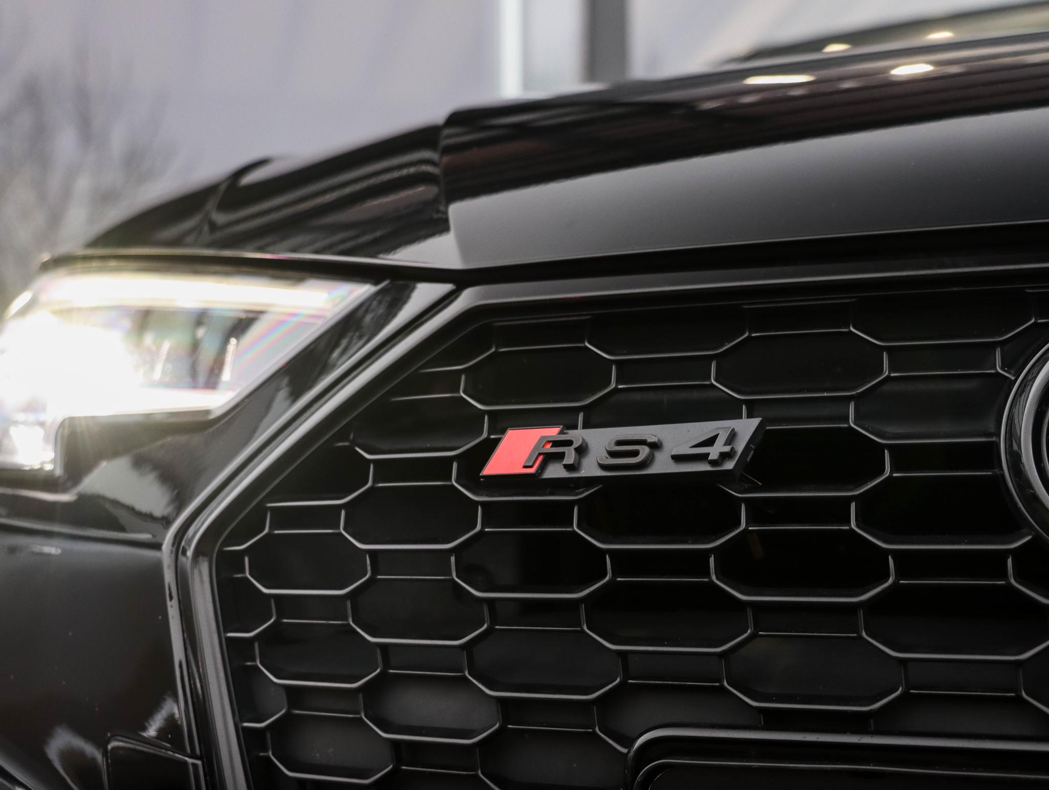 Foto van Audi RS 4 Avant