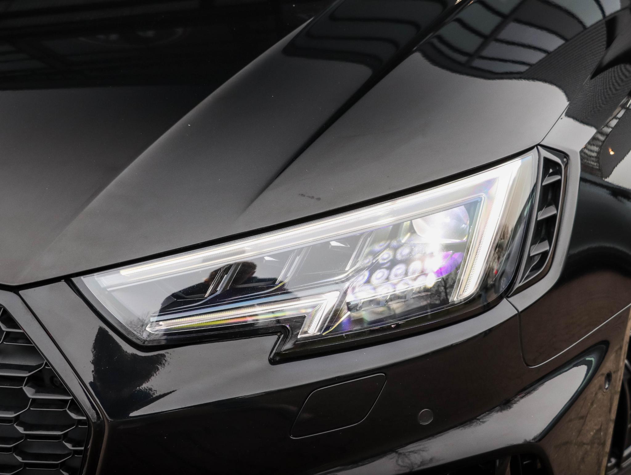 Foto van Audi RS 4 Avant