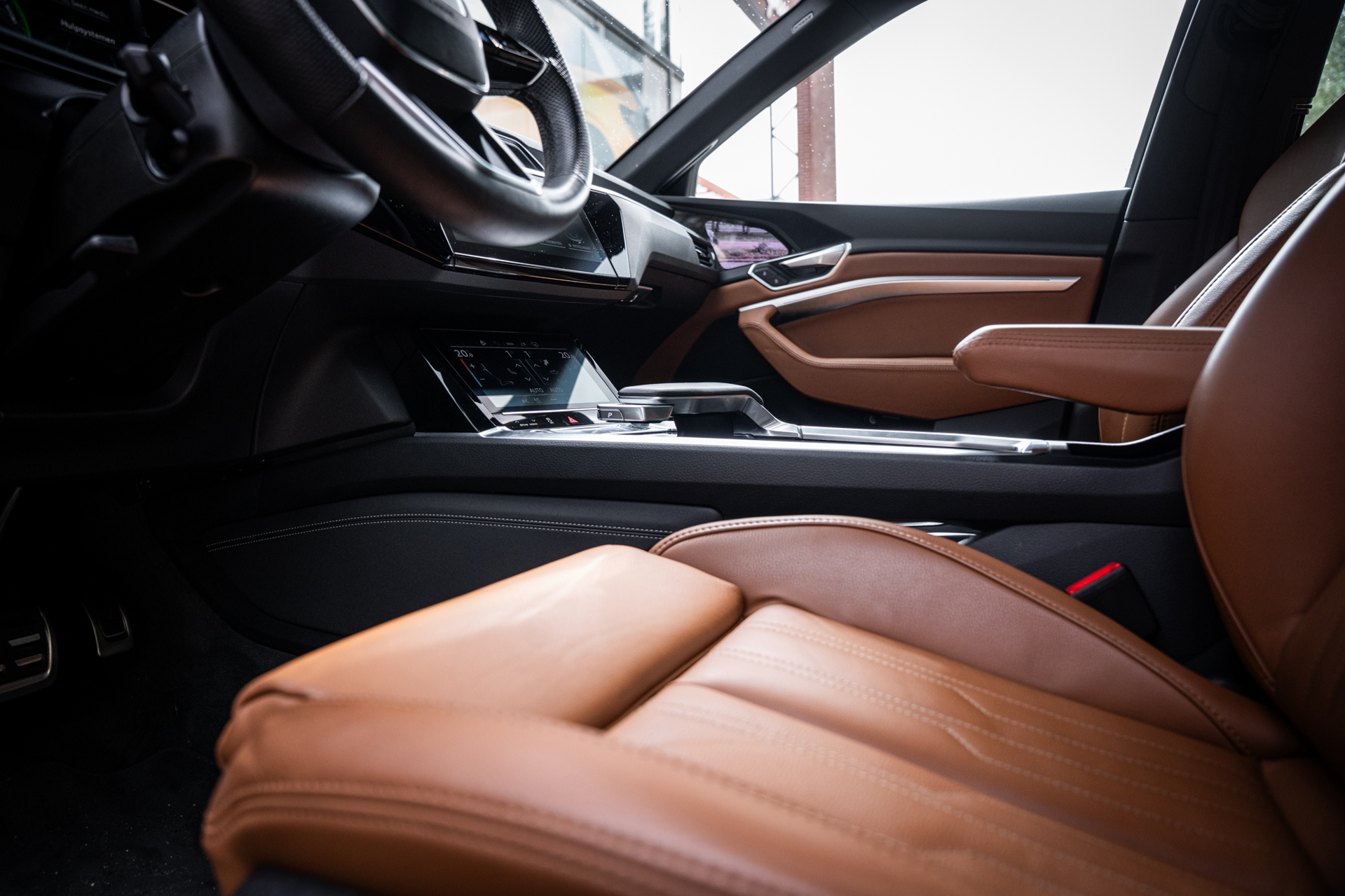 Foto van Audi Q8 Sportback 55 E-tron