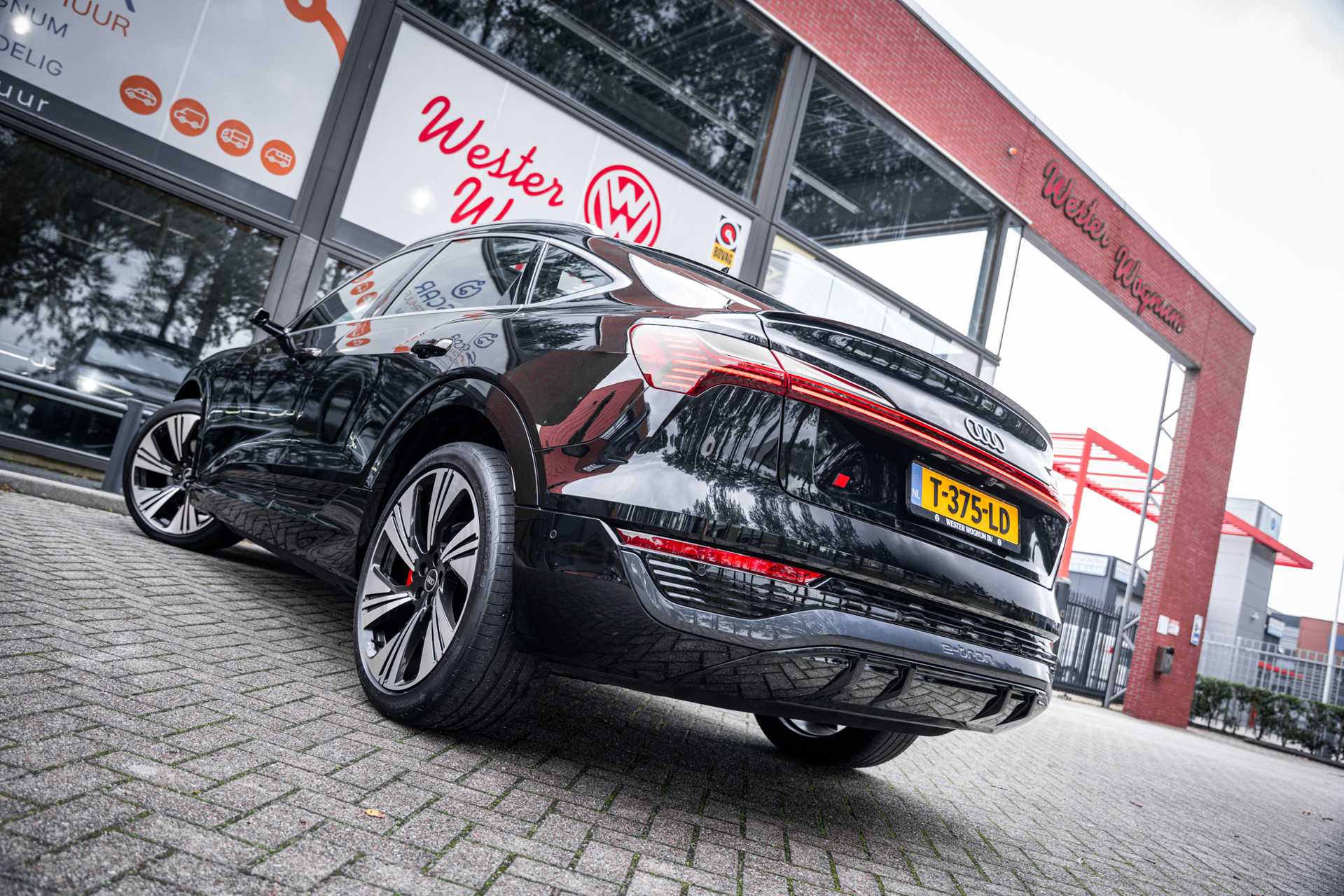 Foto van Audi Q8 Sportback 55 E-tron