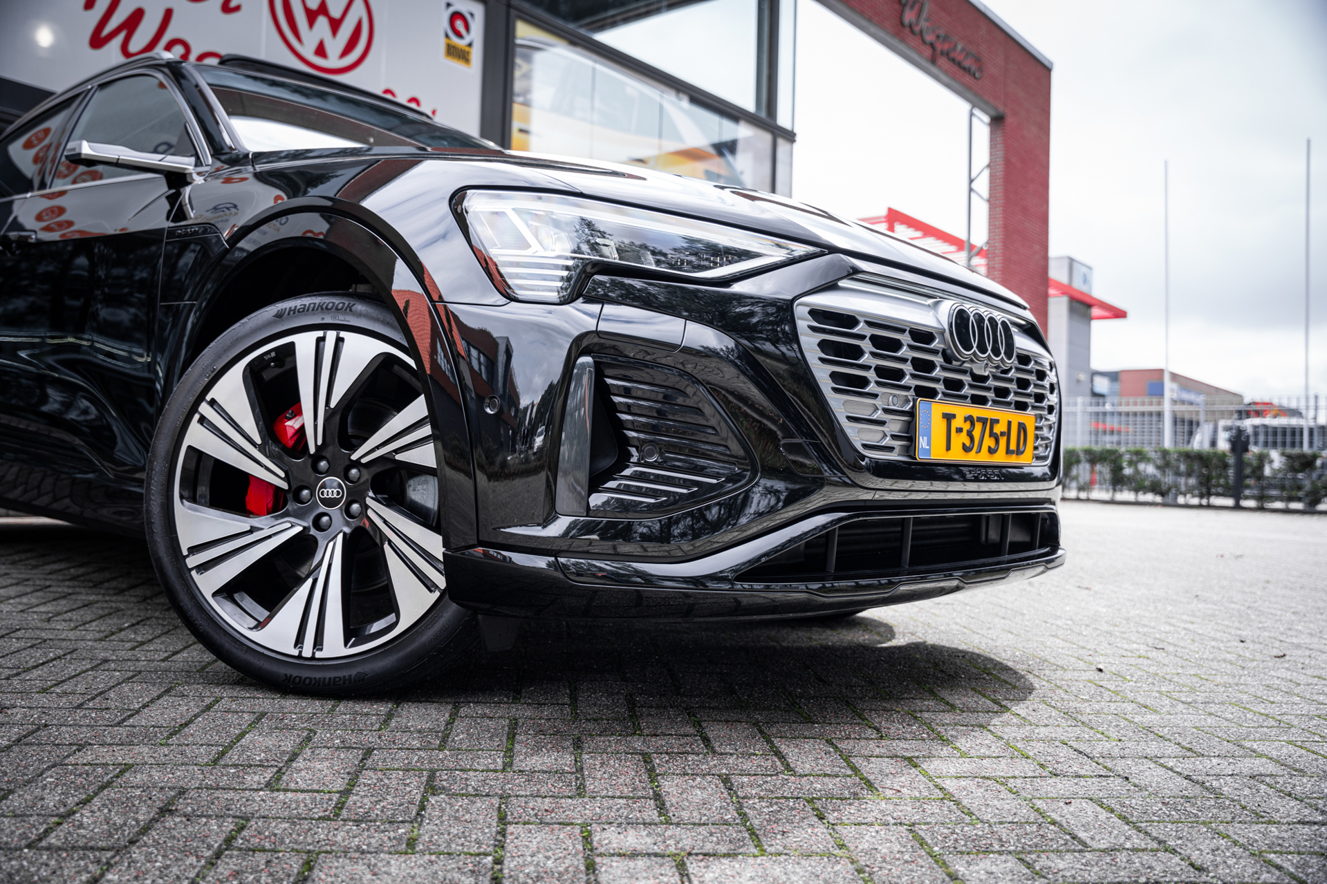 Foto van Audi Q8 Sportback 55 E-tron
