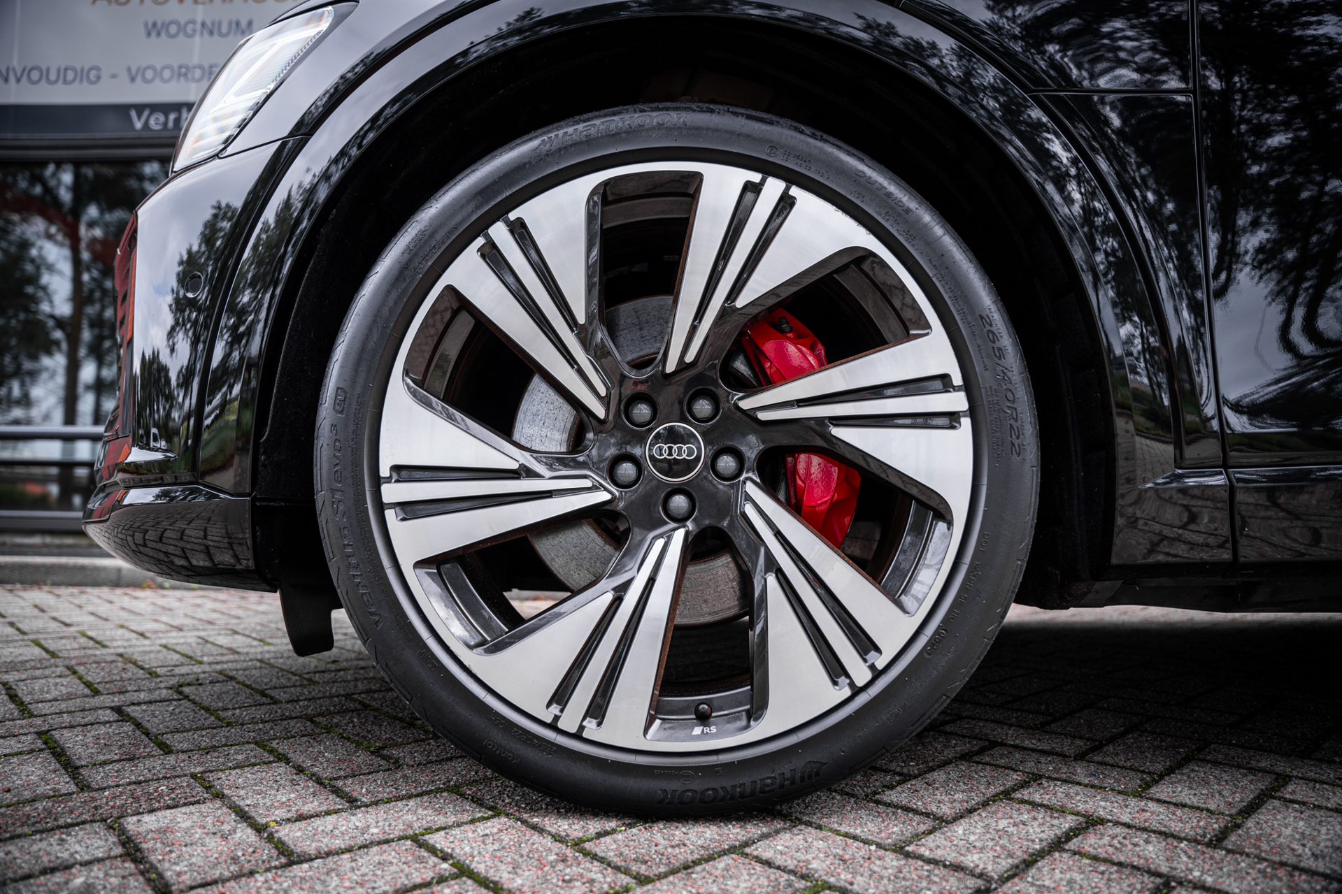 Foto van Audi Q8 Sportback 55 E-tron