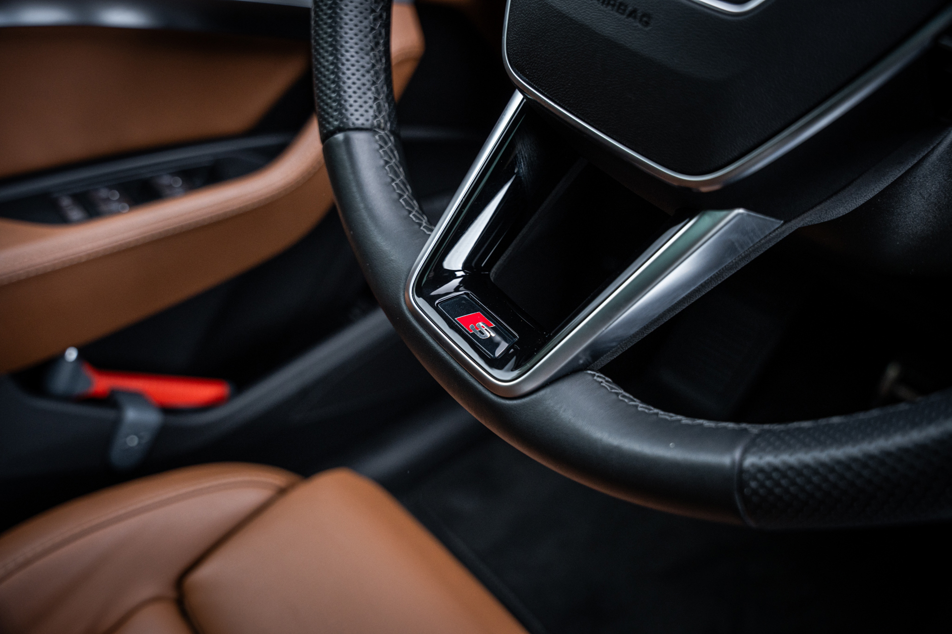 Foto van Audi Q8 Sportback 55 E-tron