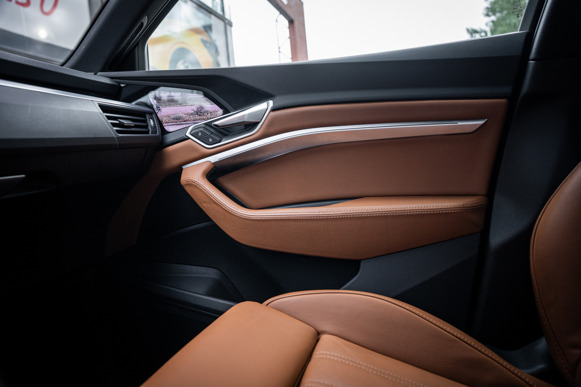 Foto van Audi Q8 Sportback 55 E-tron