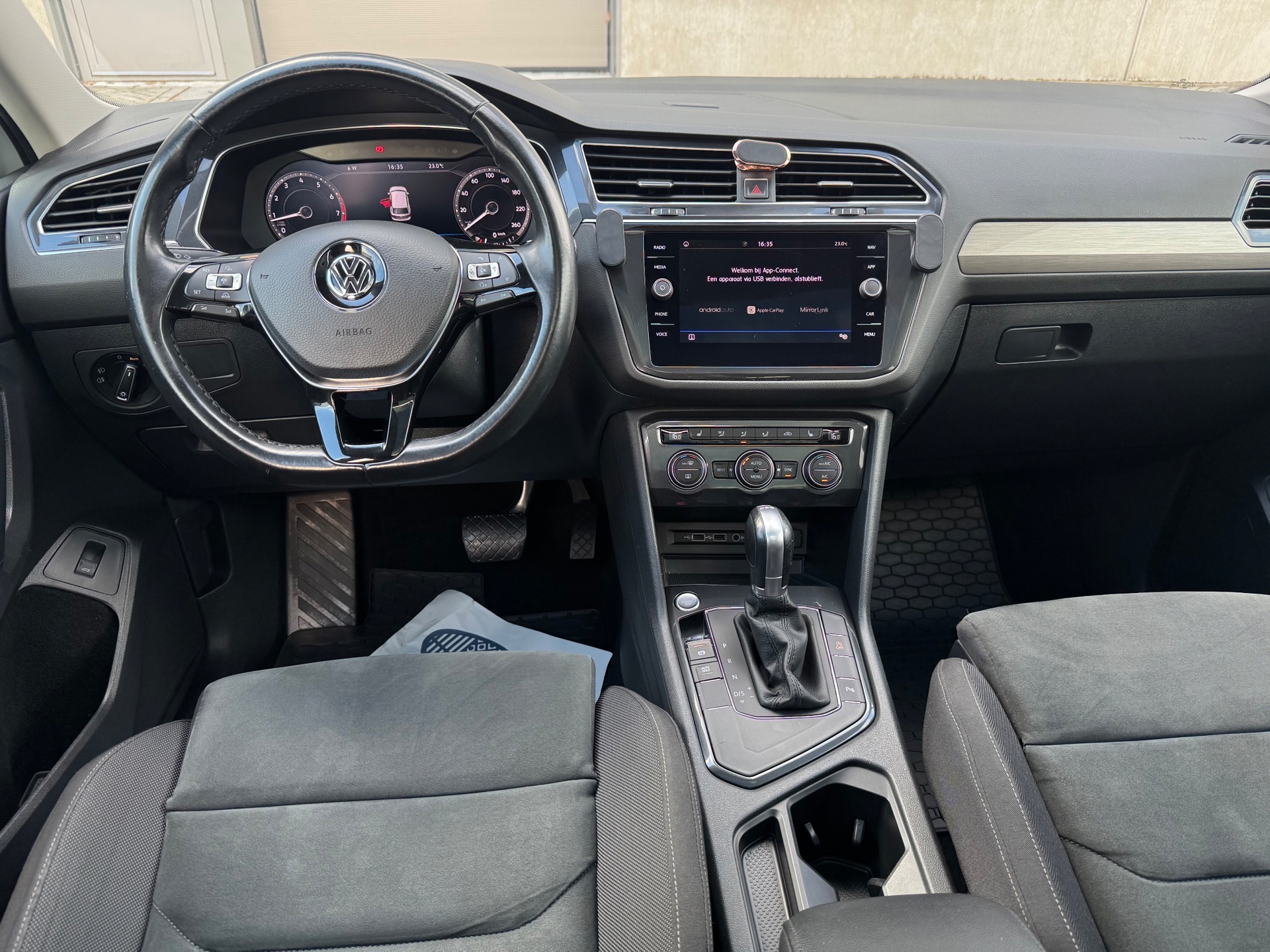 Foto van Volkswagen Tiguan Allspace