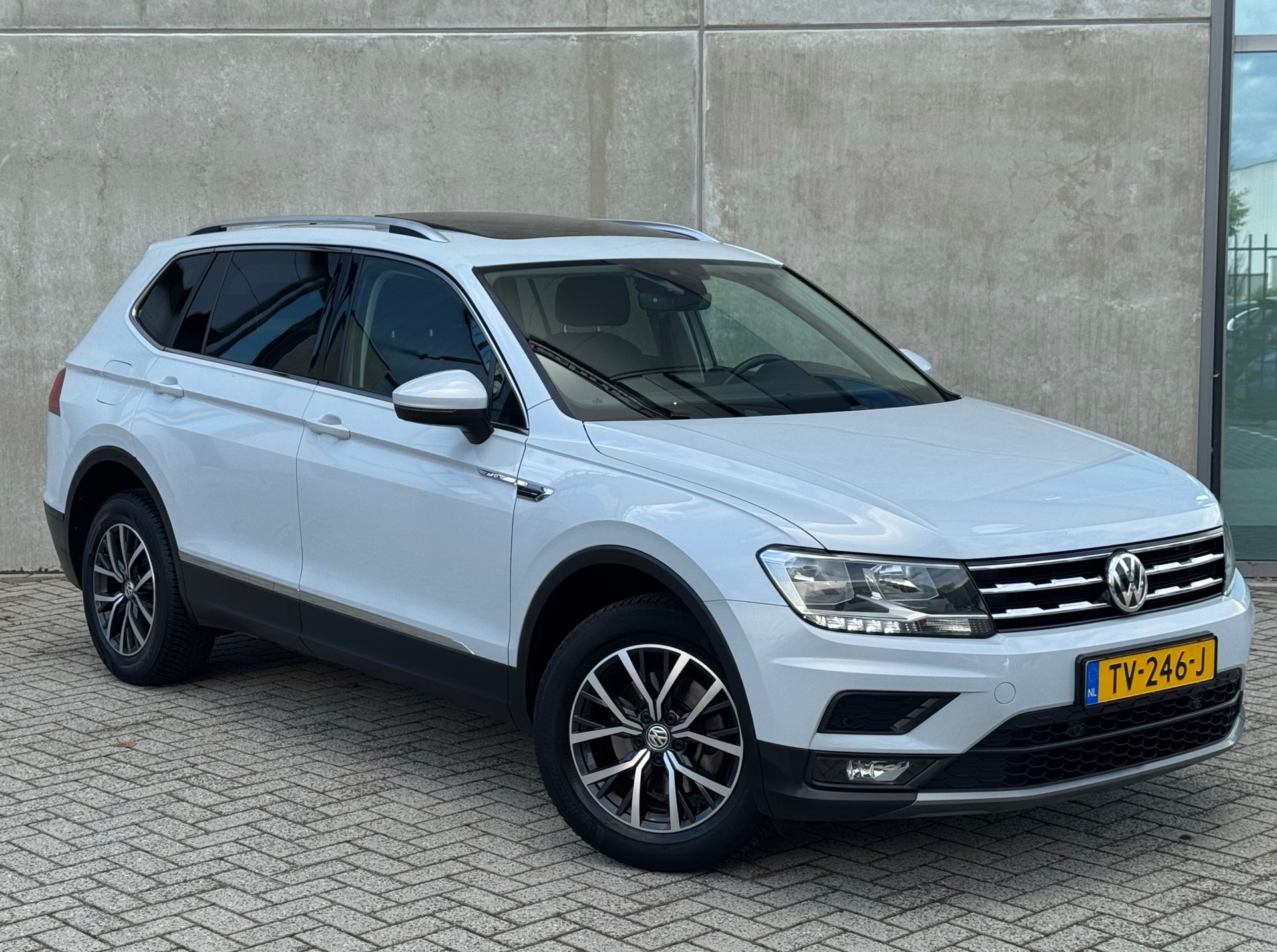 Foto van Volkswagen Tiguan Allspace