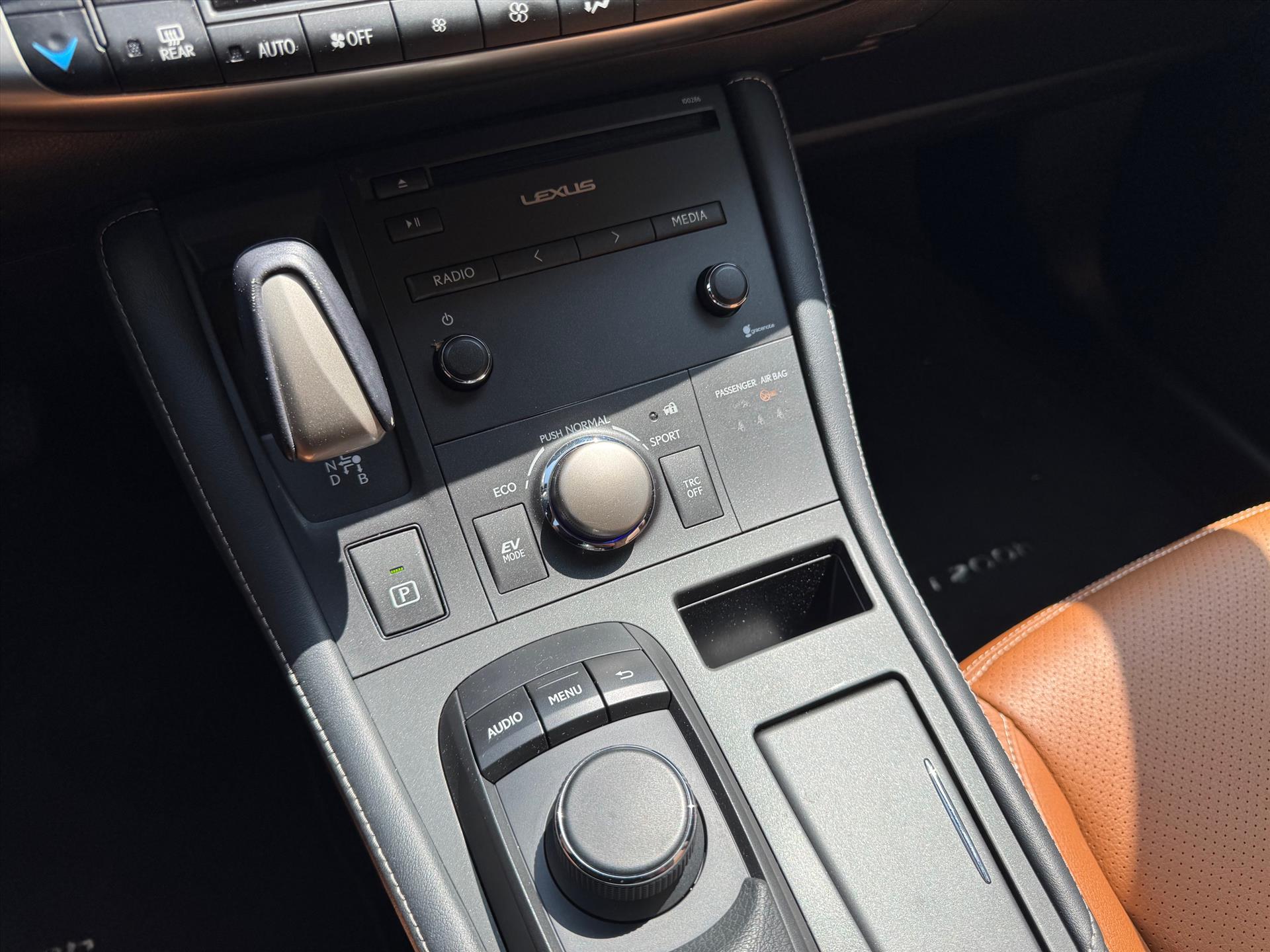 Foto van Lexus CT