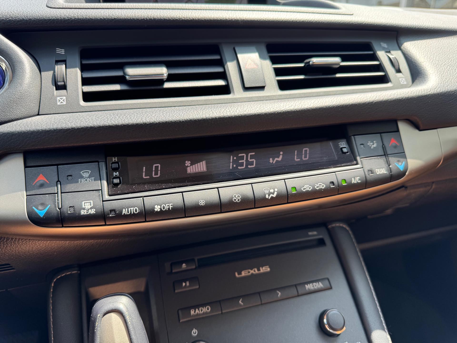 Foto van Lexus CT
