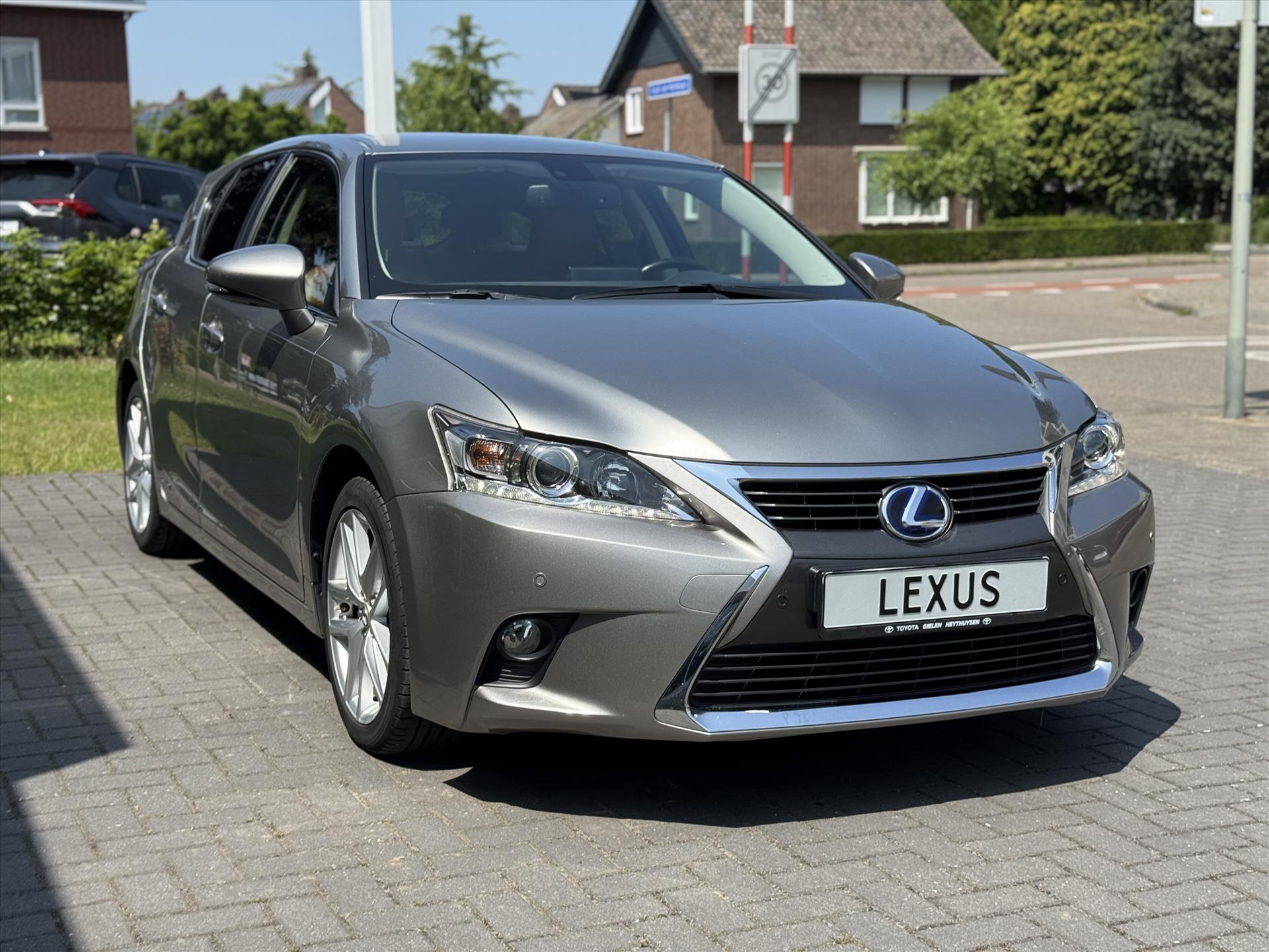 Foto van Lexus CT