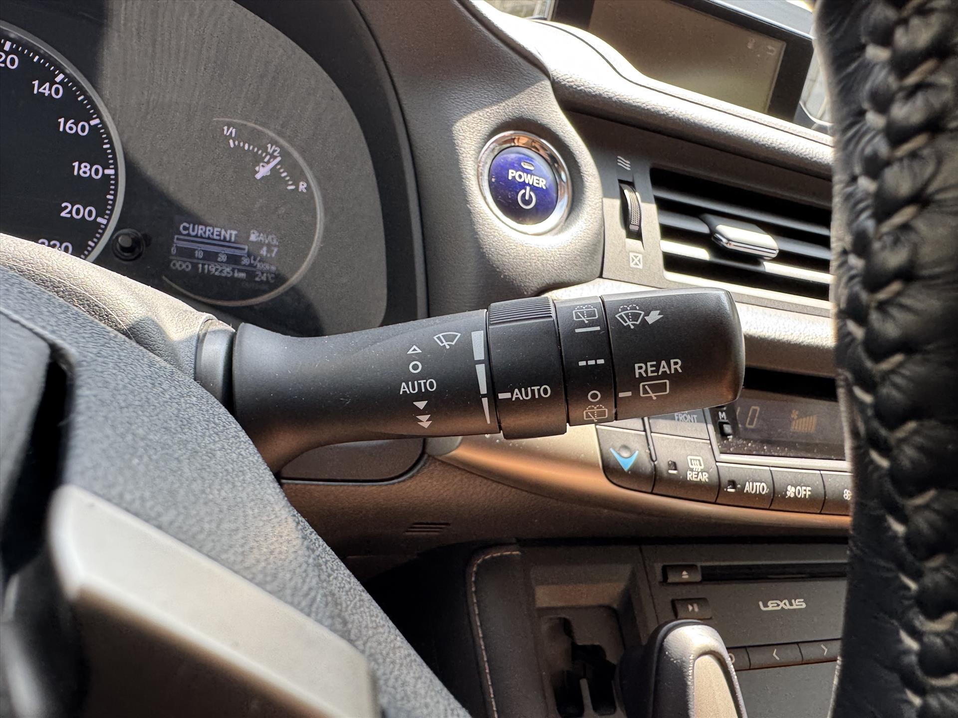 Foto van Lexus CT