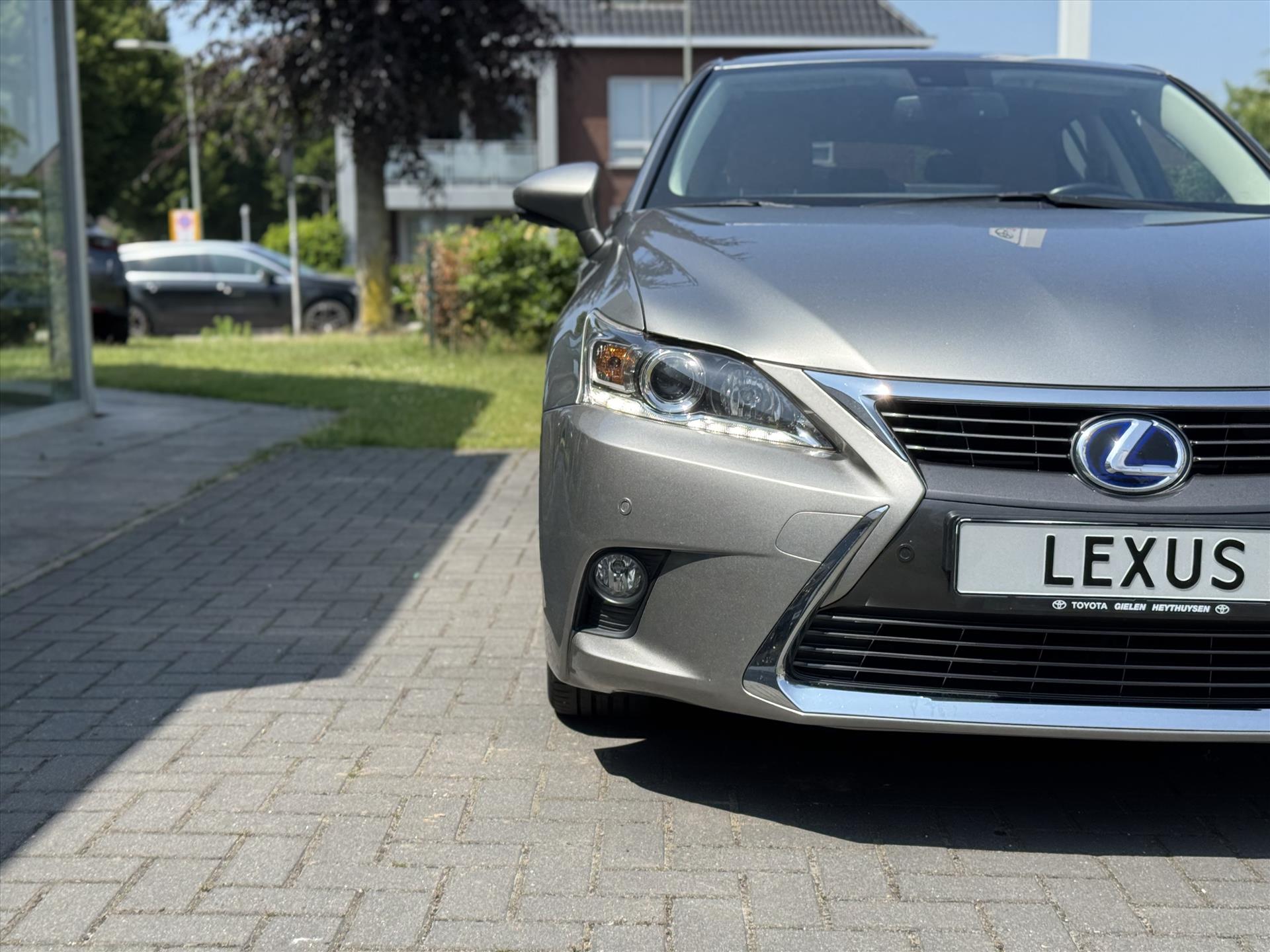 Foto van Lexus CT