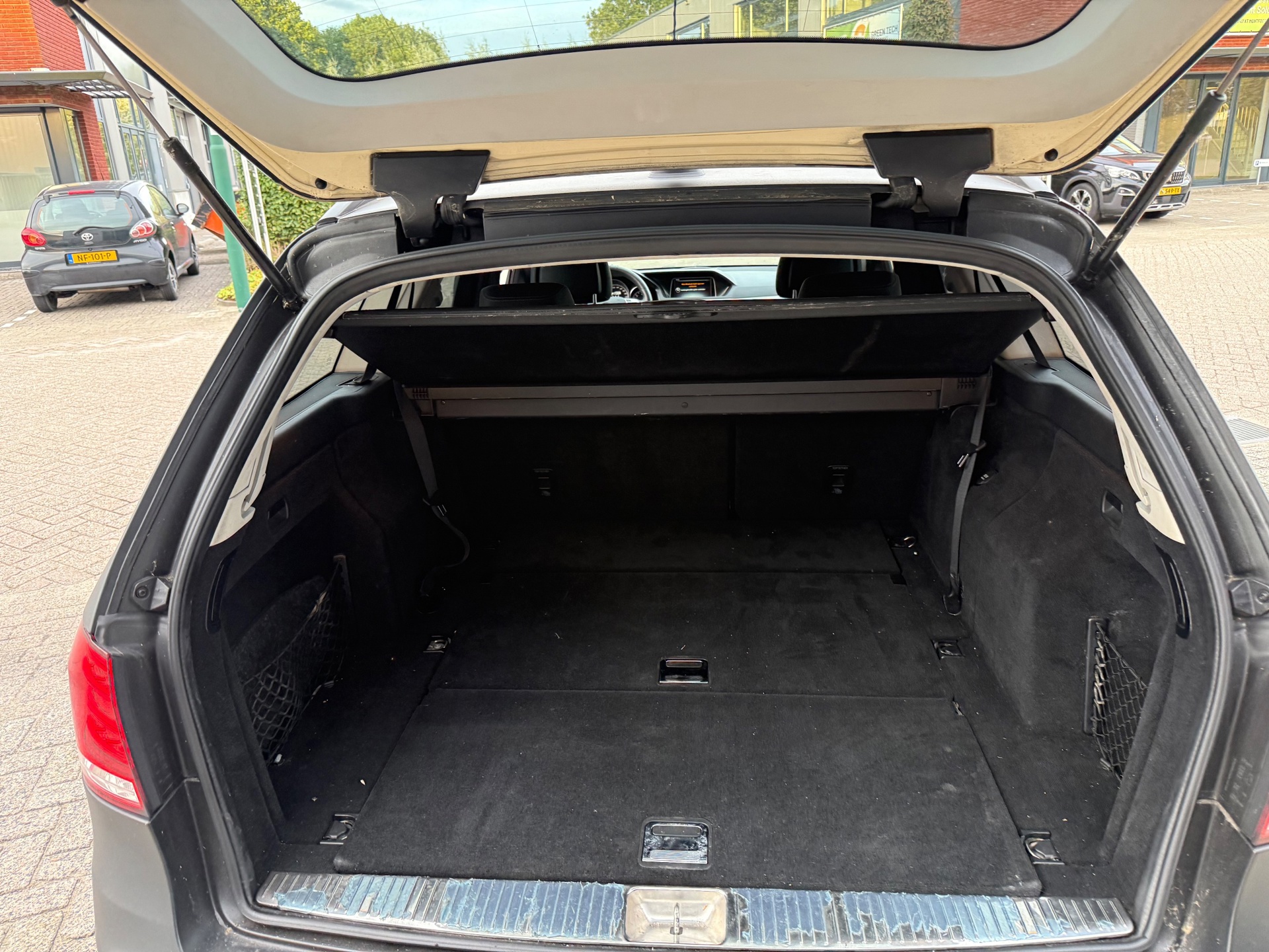 Foto van Mercedes-Benz E 200 CDI