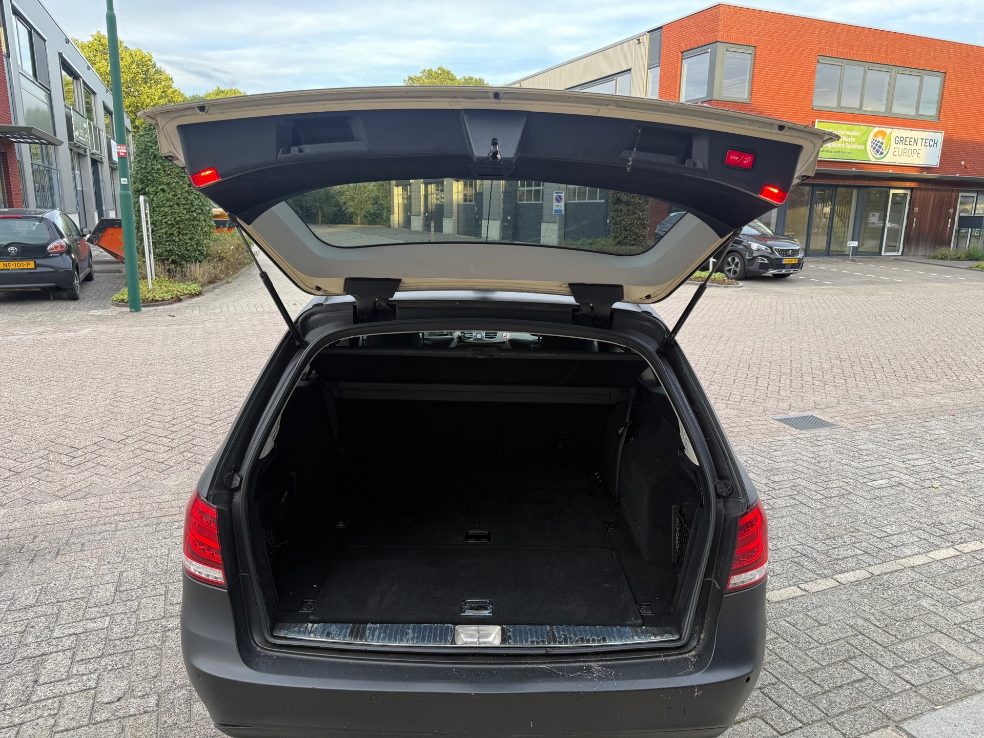 Foto van Mercedes-Benz E 200 CDI