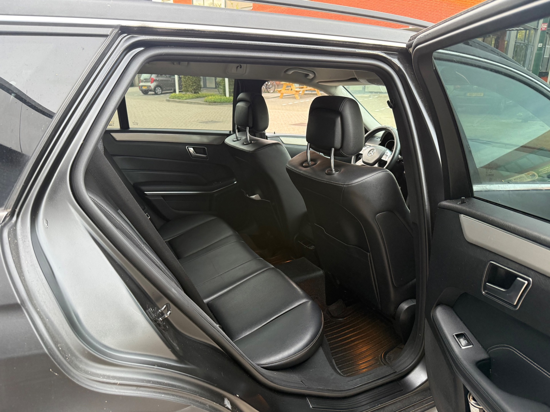 Foto van Mercedes-Benz E 200 CDI
