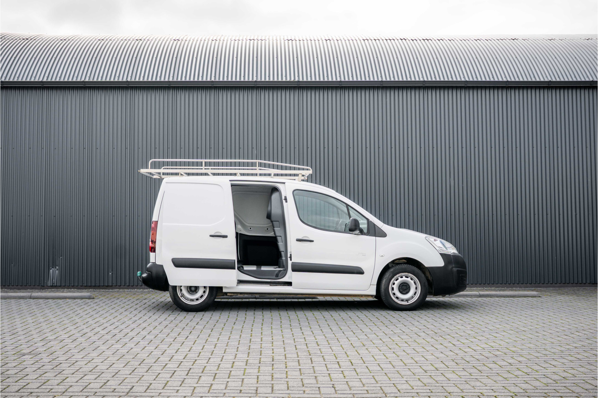 Foto van Peugeot Partner