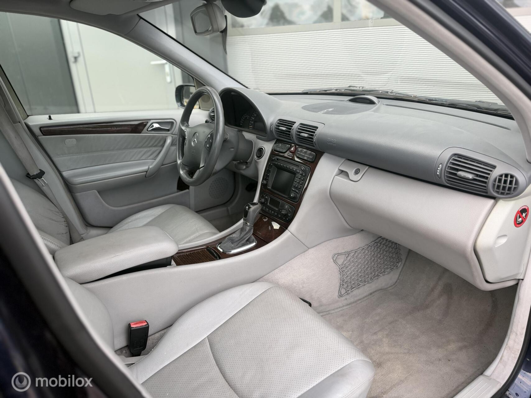 Foto van Mercedes-Benz C 240