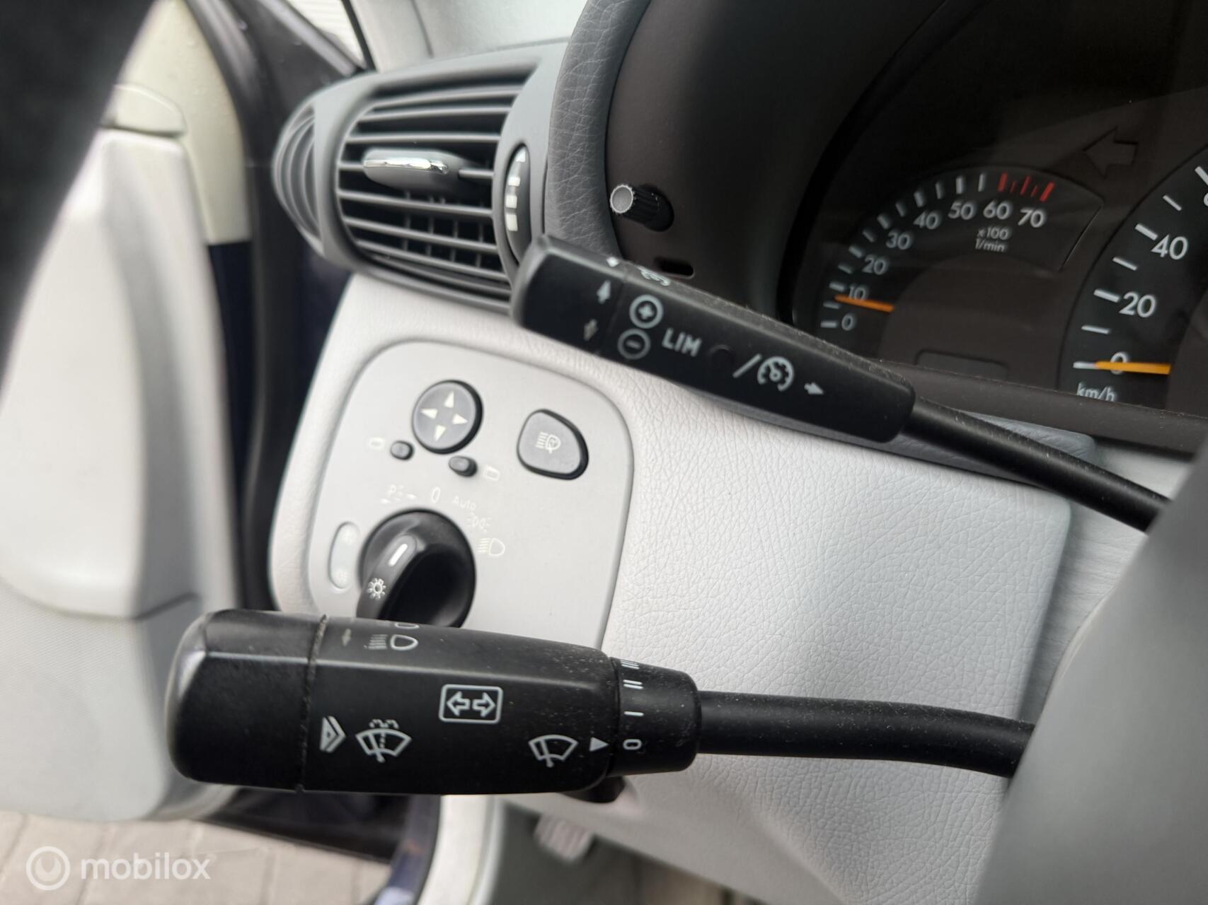 Foto van Mercedes-Benz C 240