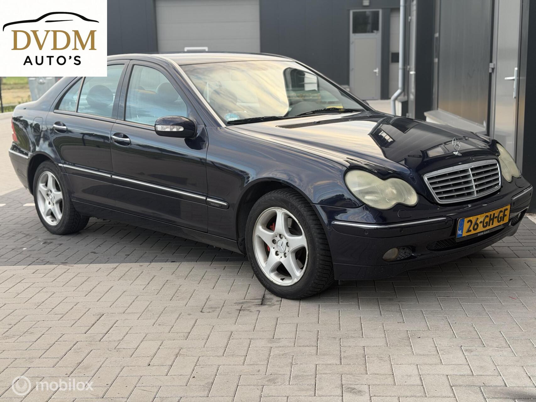 Foto van Mercedes-Benz C 240