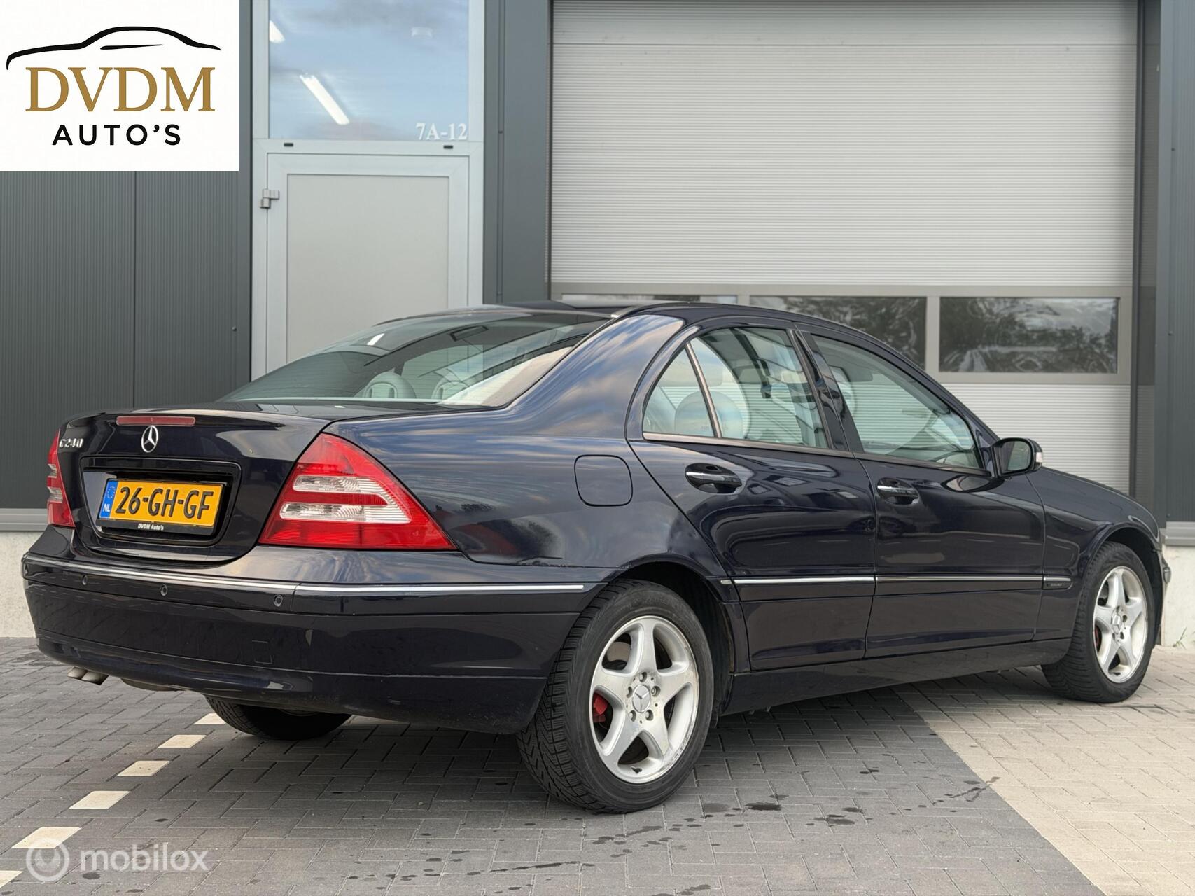 Foto van Mercedes-Benz C 240