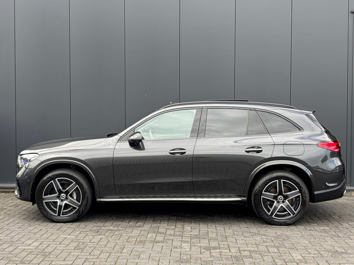Foto van Mercedes-Benz GLC 300 E 4Matic