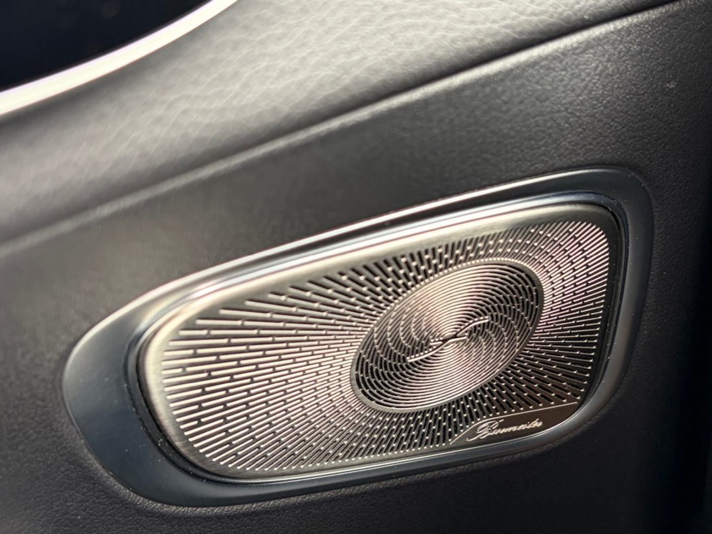 Foto van Mercedes-Benz GLC 300 E 4Matic