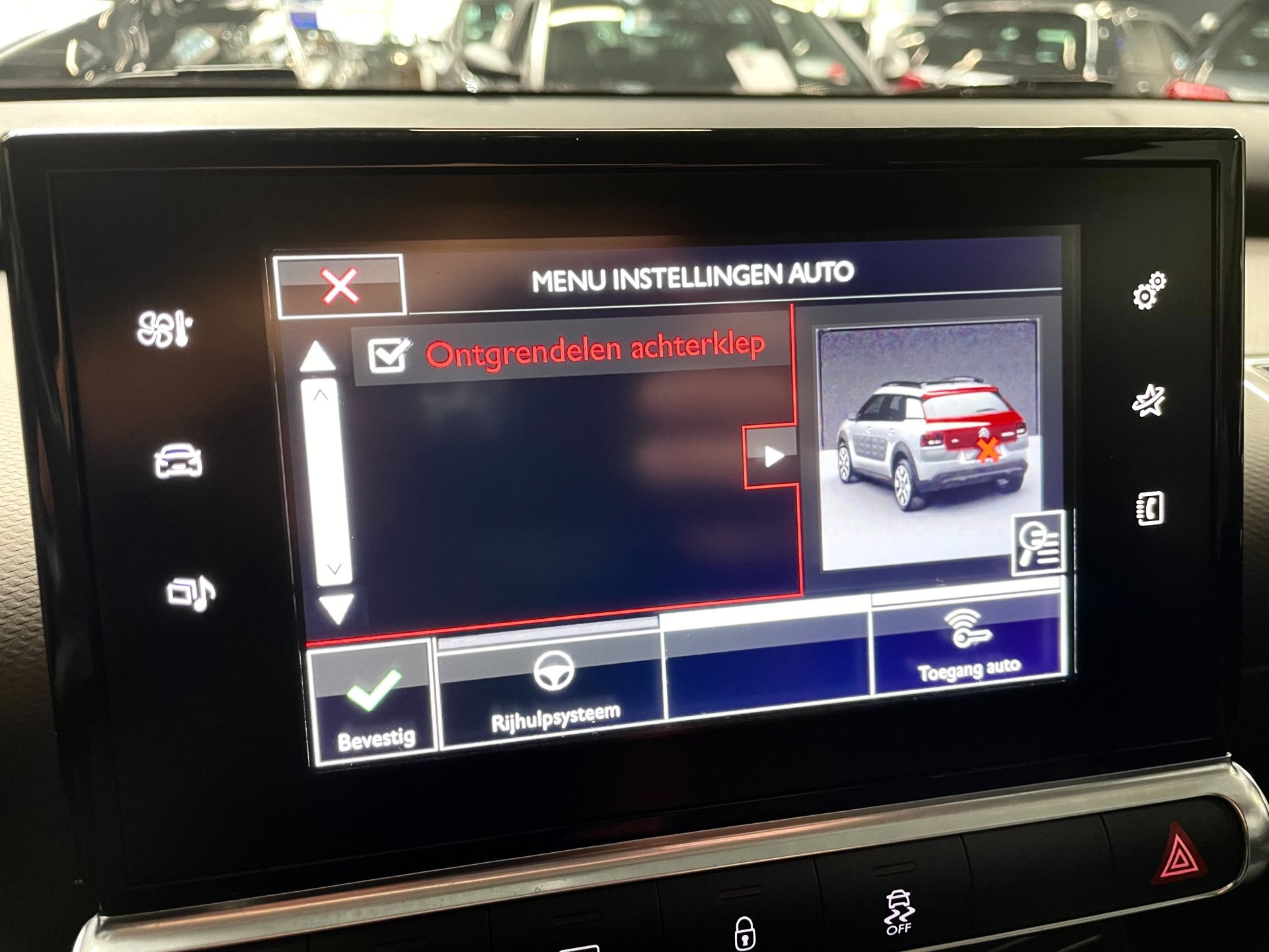 Foto van Citroen C4 Cactus