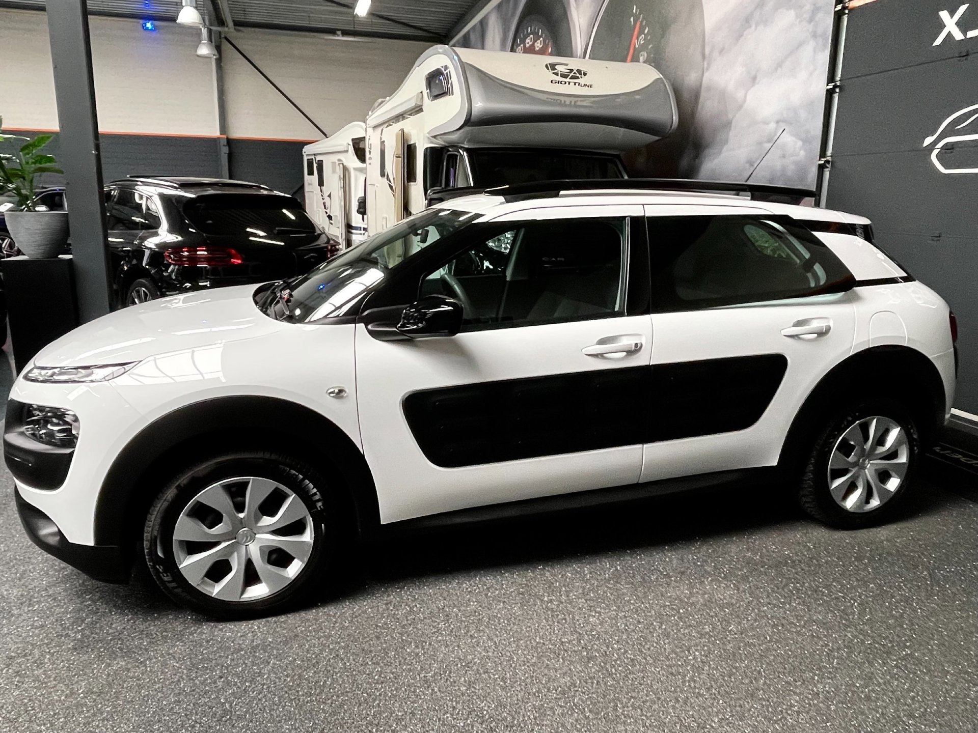 Foto van Citroen C4 Cactus