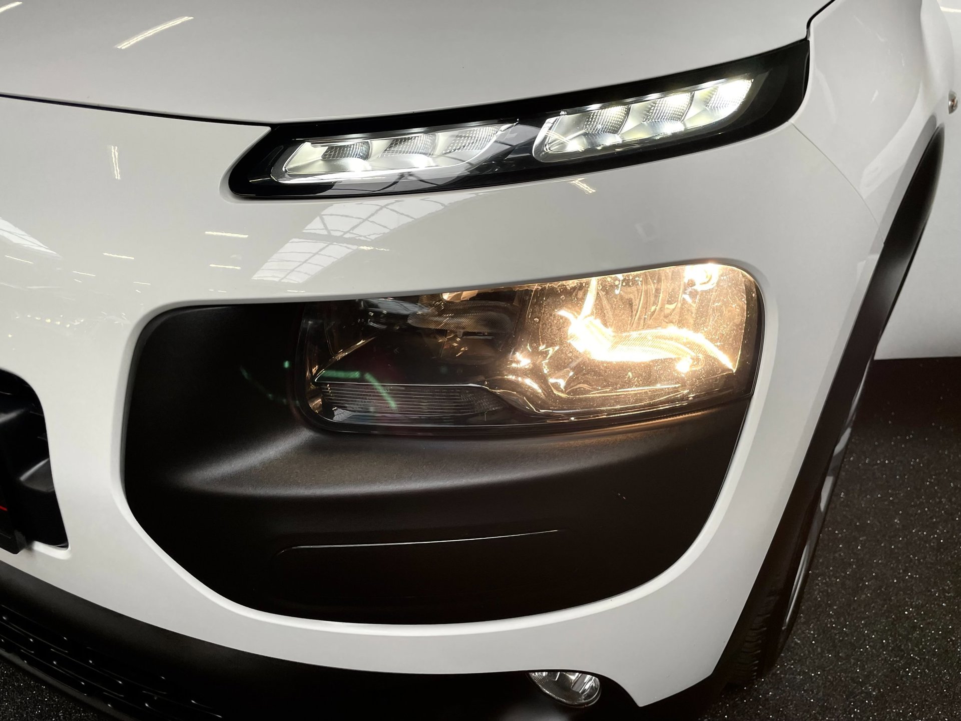 Foto van Citroen C4 Cactus