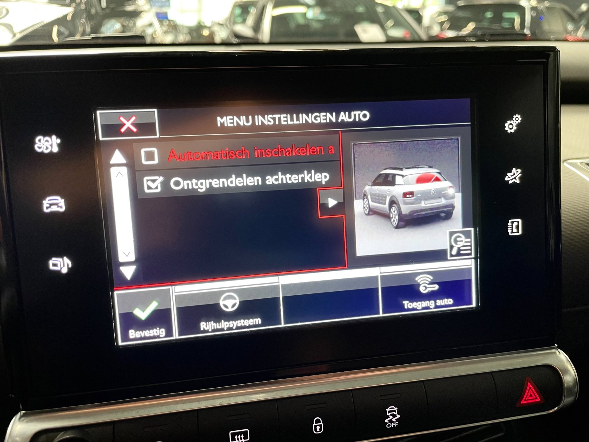 Foto van Citroen C4 Cactus