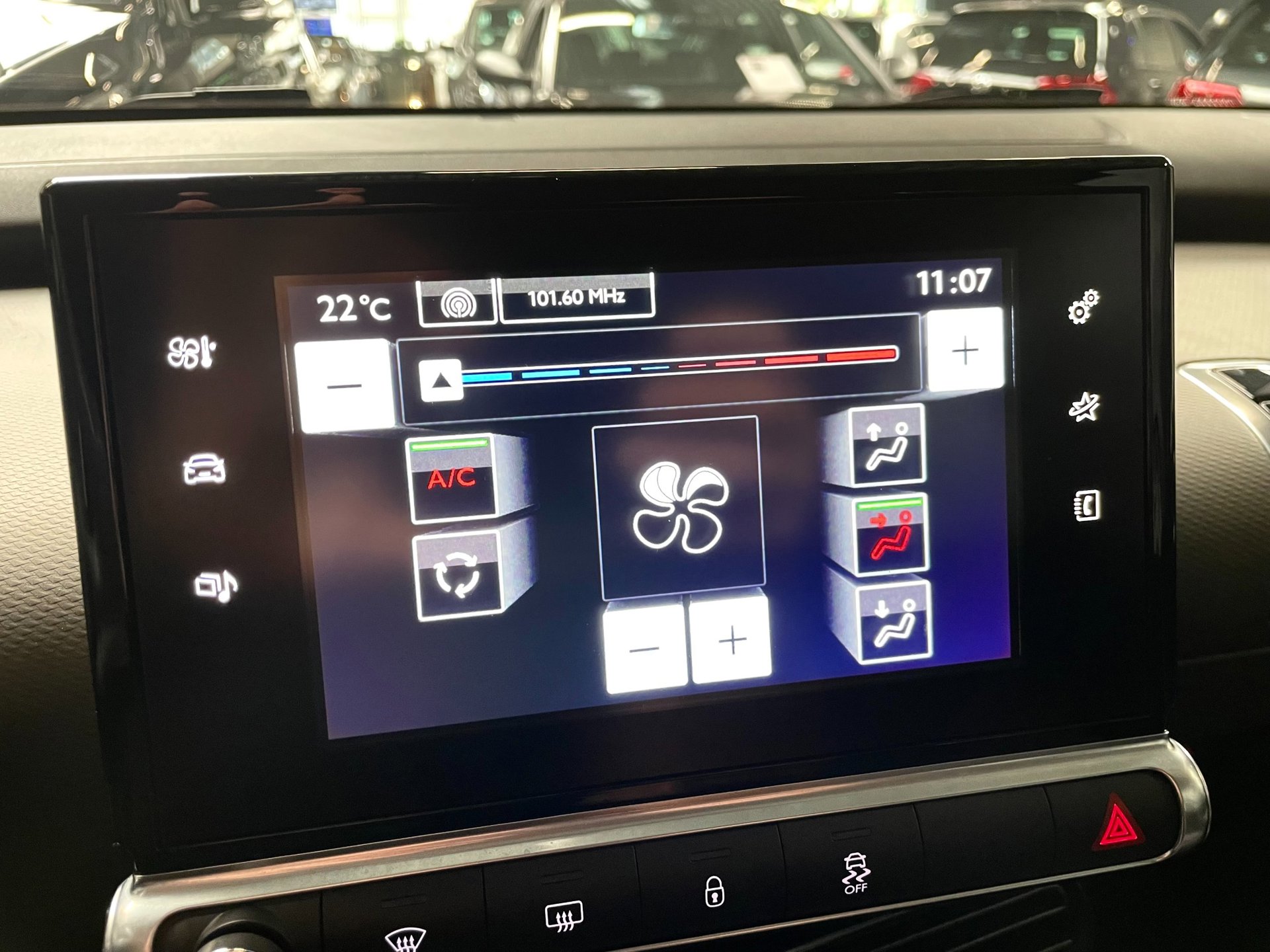 Foto van Citroen C4 Cactus