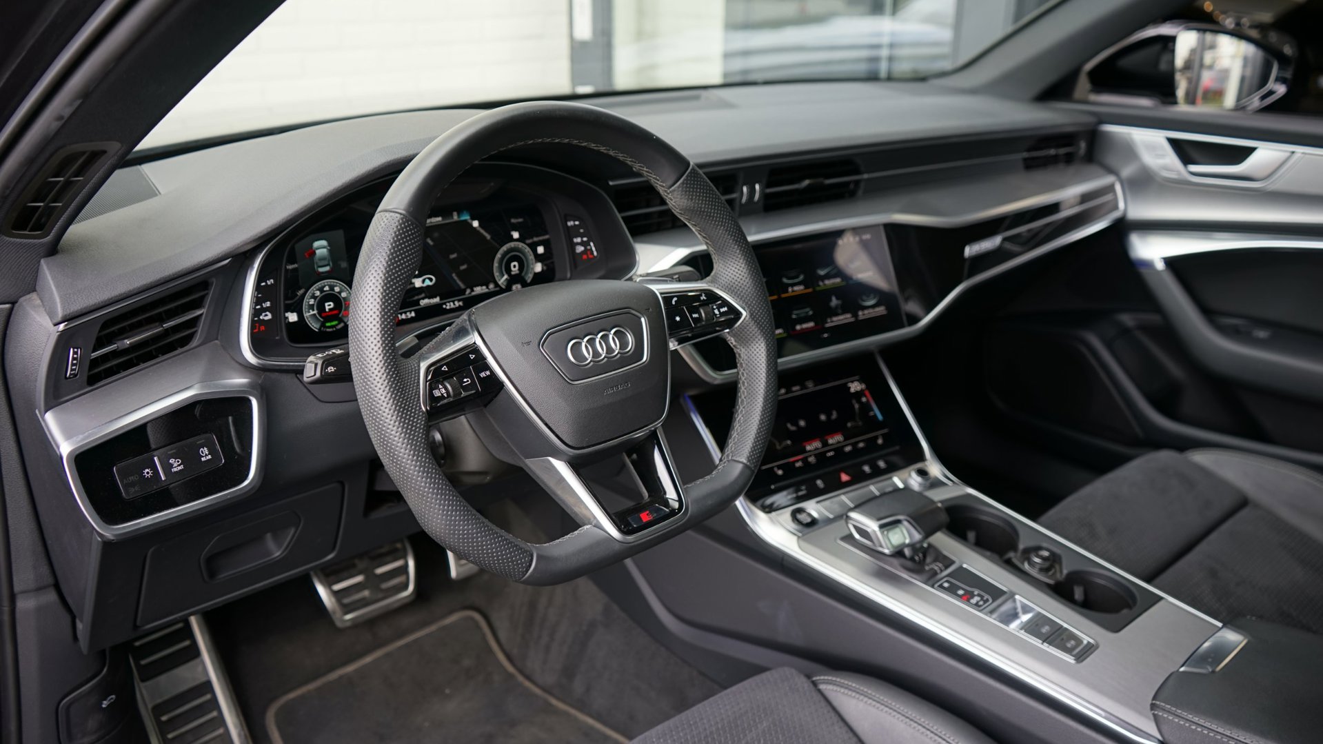 Foto van Audi A6 55 TFSI E