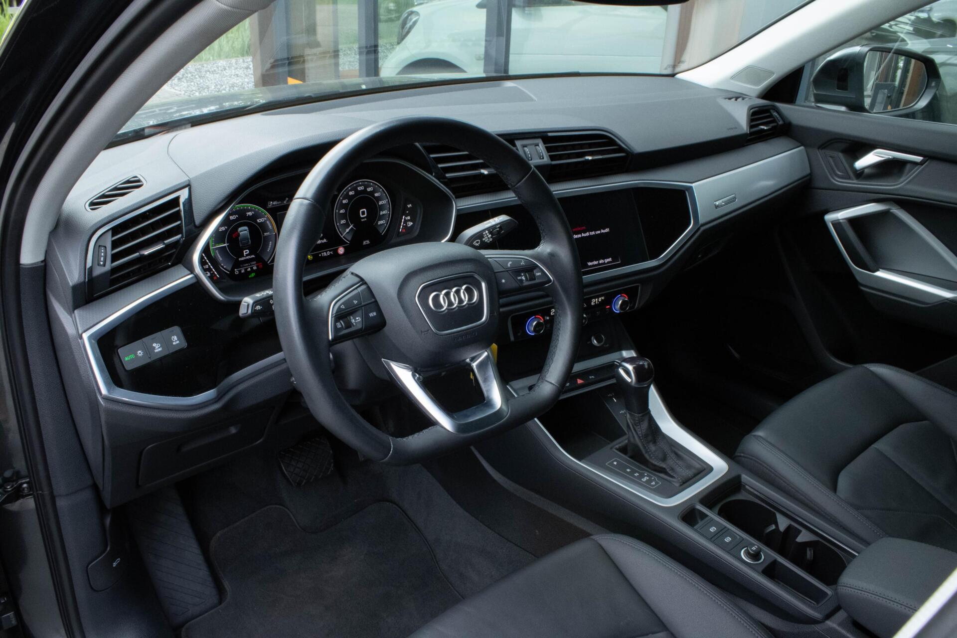 Foto van Audi Q3 Sportback E-tron