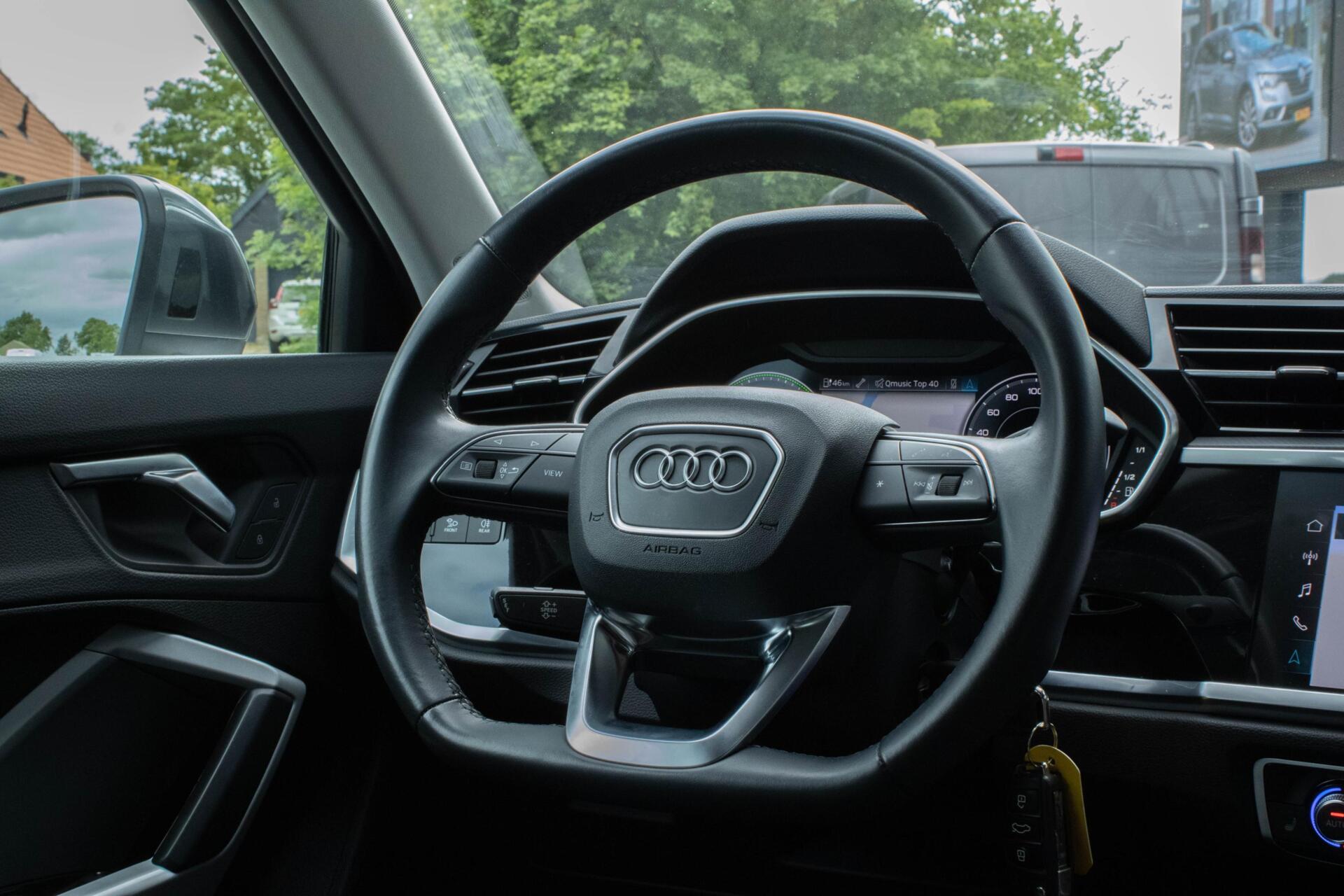 Foto van Audi Q3 Sportback E-tron