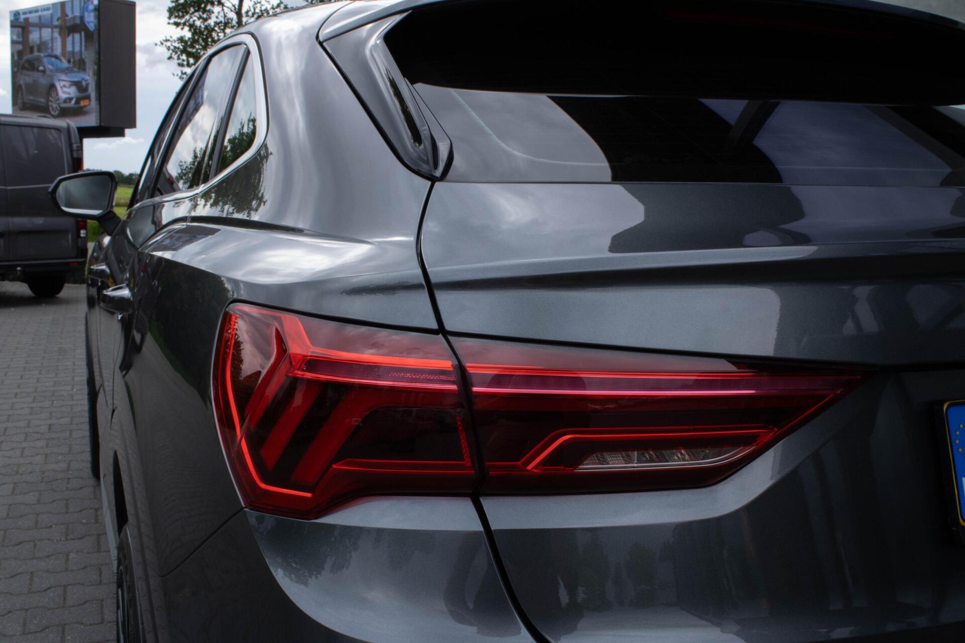 Foto van Audi Q3 Sportback E-tron